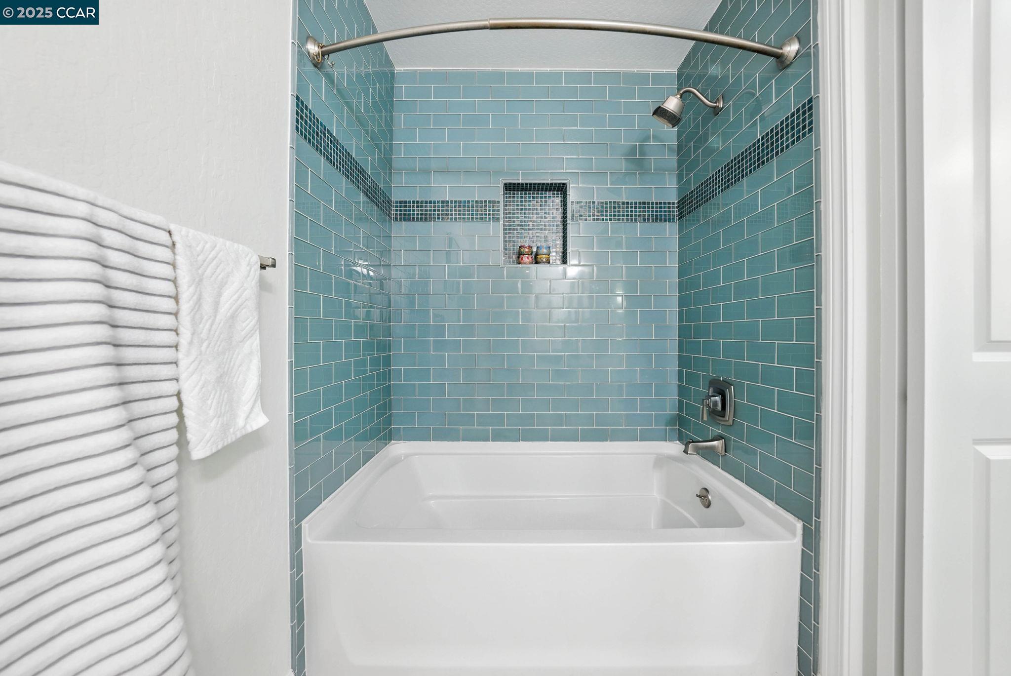 Photo #19: 41109473 Listing: Photo #19