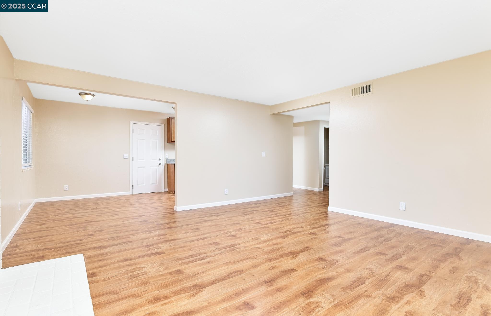 Detail Gallery Image 11 of 19 For 7524 Schreiner St, Sacramento,  CA 95822 - 3 Beds | 2 Baths