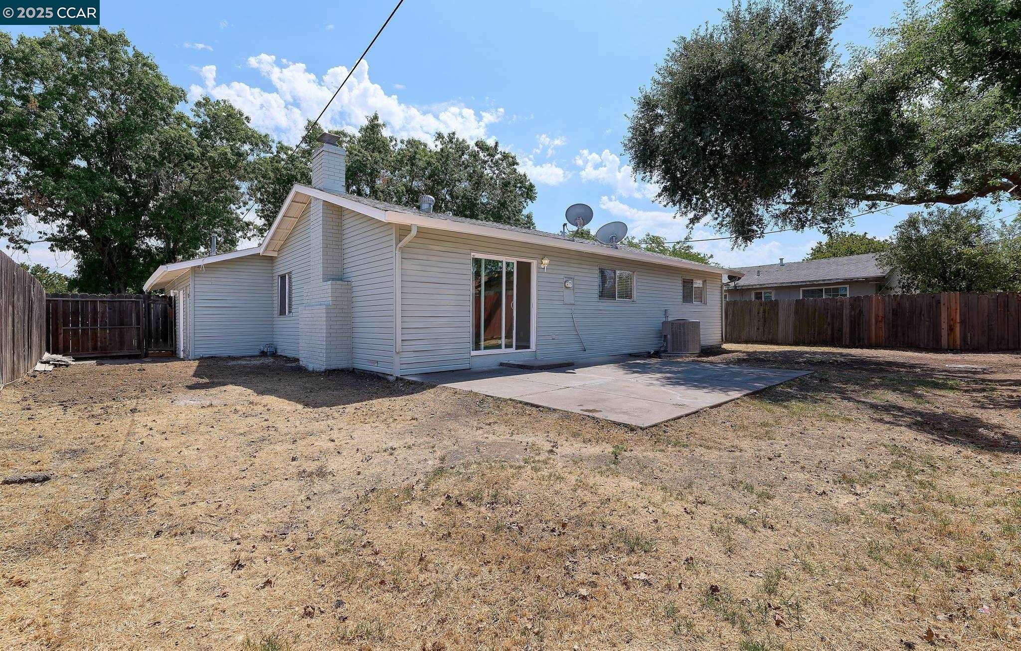 Detail Gallery Image 18 of 19 For 7524 Schreiner St, Sacramento,  CA 95822 - 3 Beds | 2 Baths