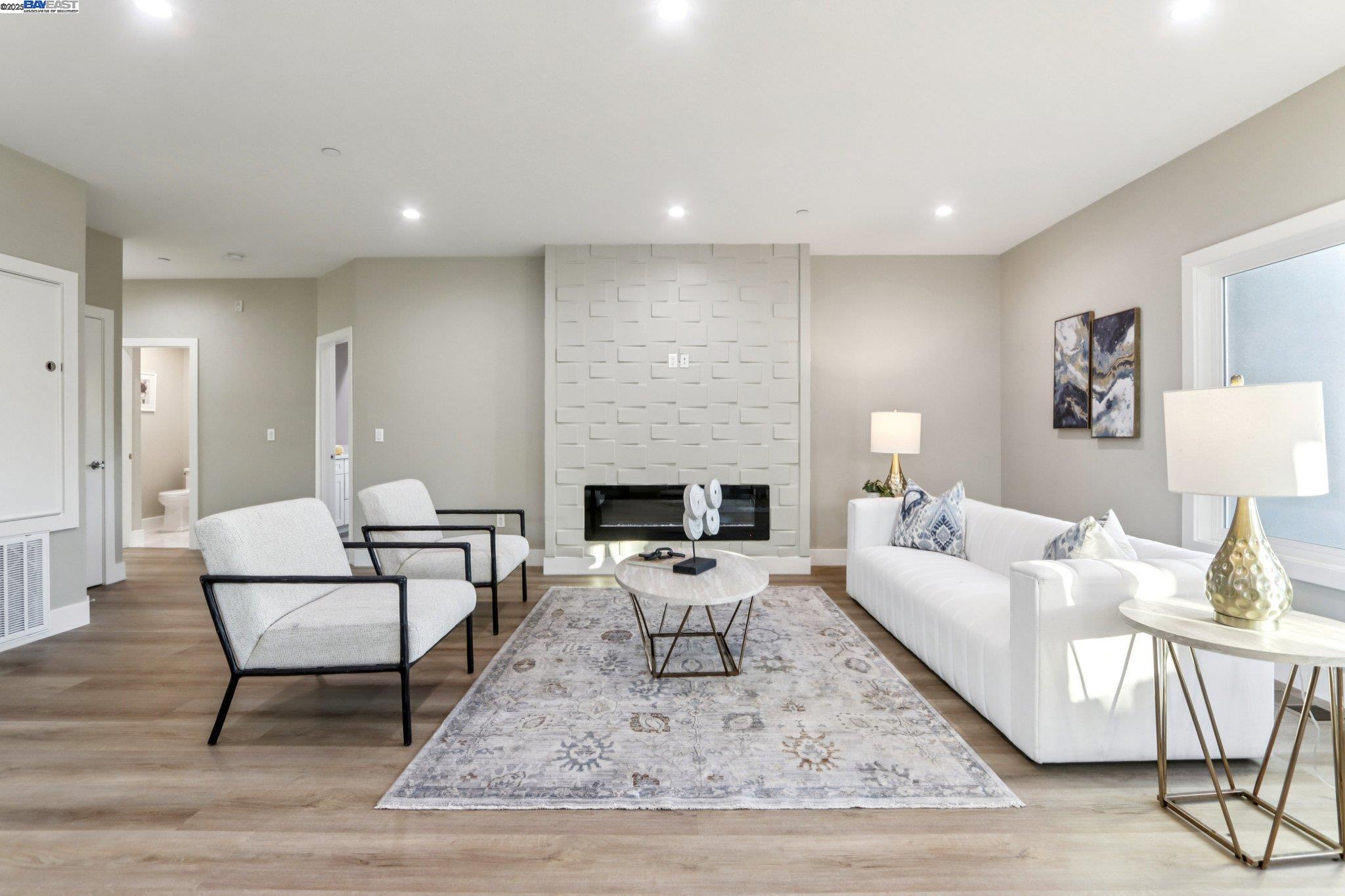 Detail Gallery Image 11 of 49 For 265 Berry Avenue, Hayward,  CA 94544 - 6 Beds | 4/2 Baths