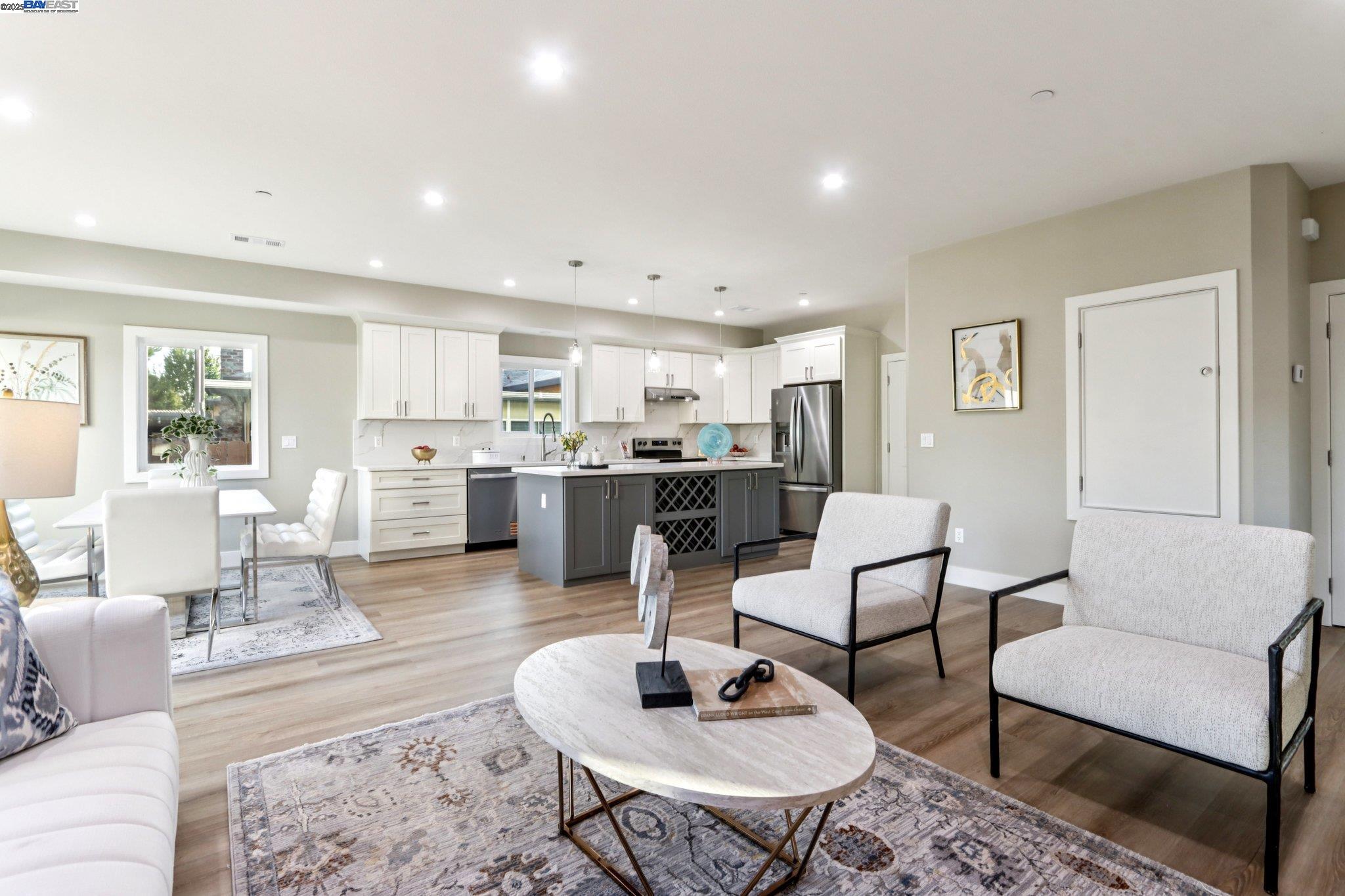 Detail Gallery Image 14 of 49 For 265 Berry Avenue, Hayward,  CA 94544 - 6 Beds | 4/2 Baths