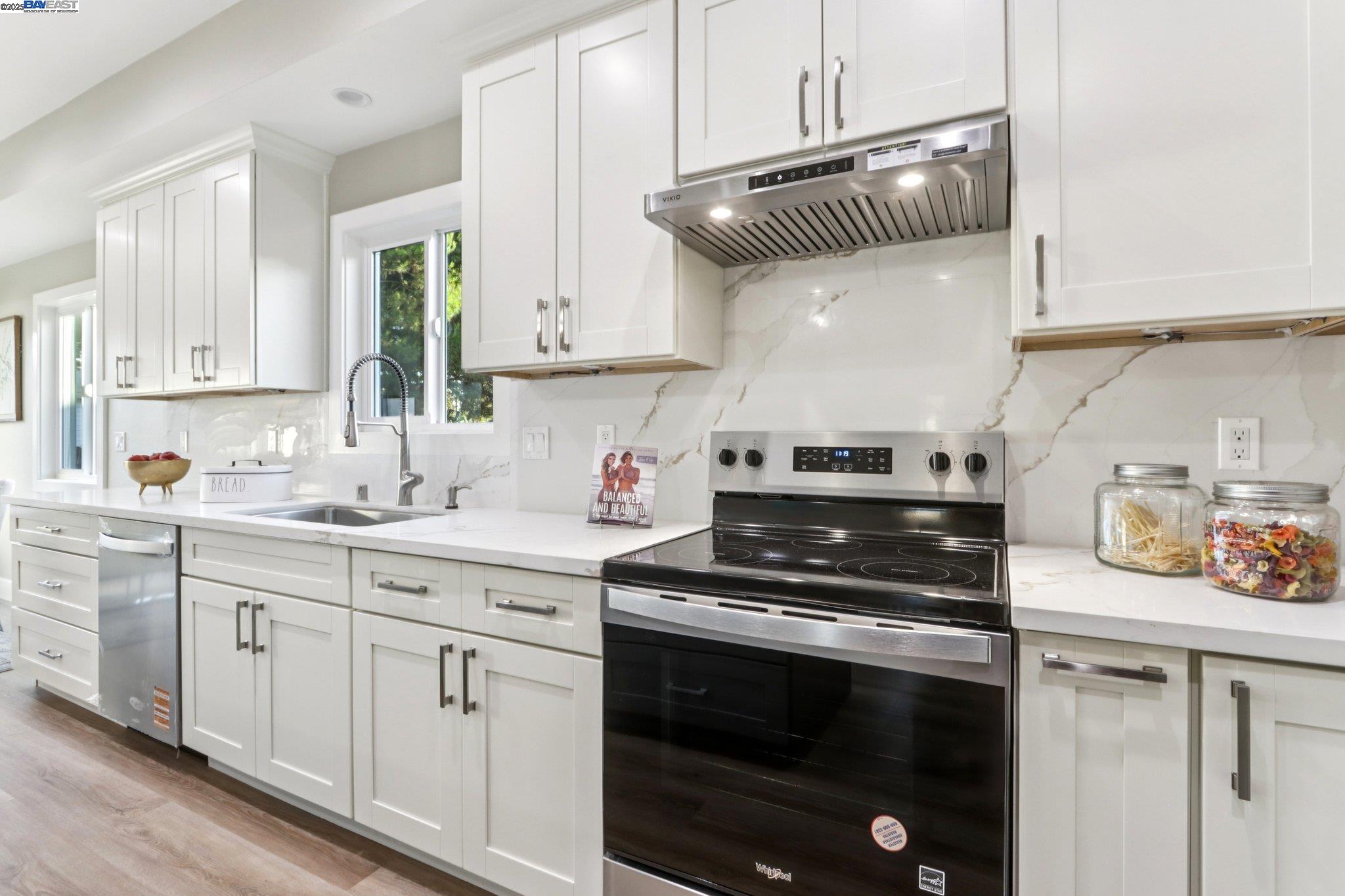Detail Gallery Image 25 of 49 For 265 Berry Avenue, Hayward,  CA 94544 - 6 Beds | 4/2 Baths