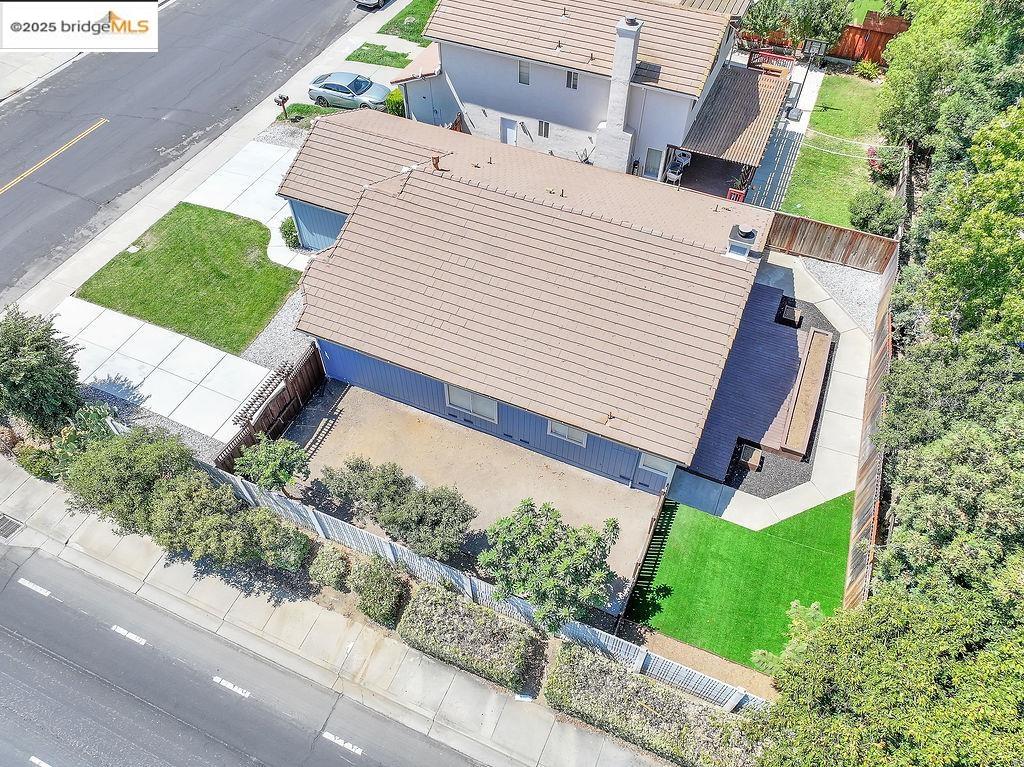 Detail Gallery Image 34 of 37 For 738 Valley Green Dr, Brentwood,  CA 94513 - 3 Beds | 2 Baths