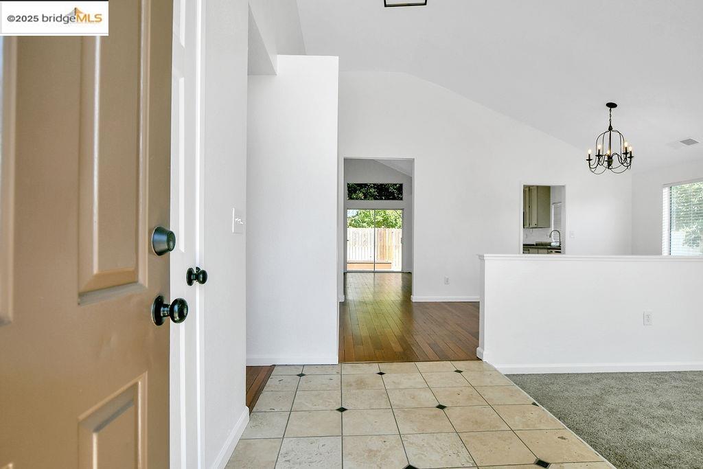 Detail Gallery Image 6 of 37 For 738 Valley Green Dr, Brentwood,  CA 94513 - 3 Beds | 2 Baths