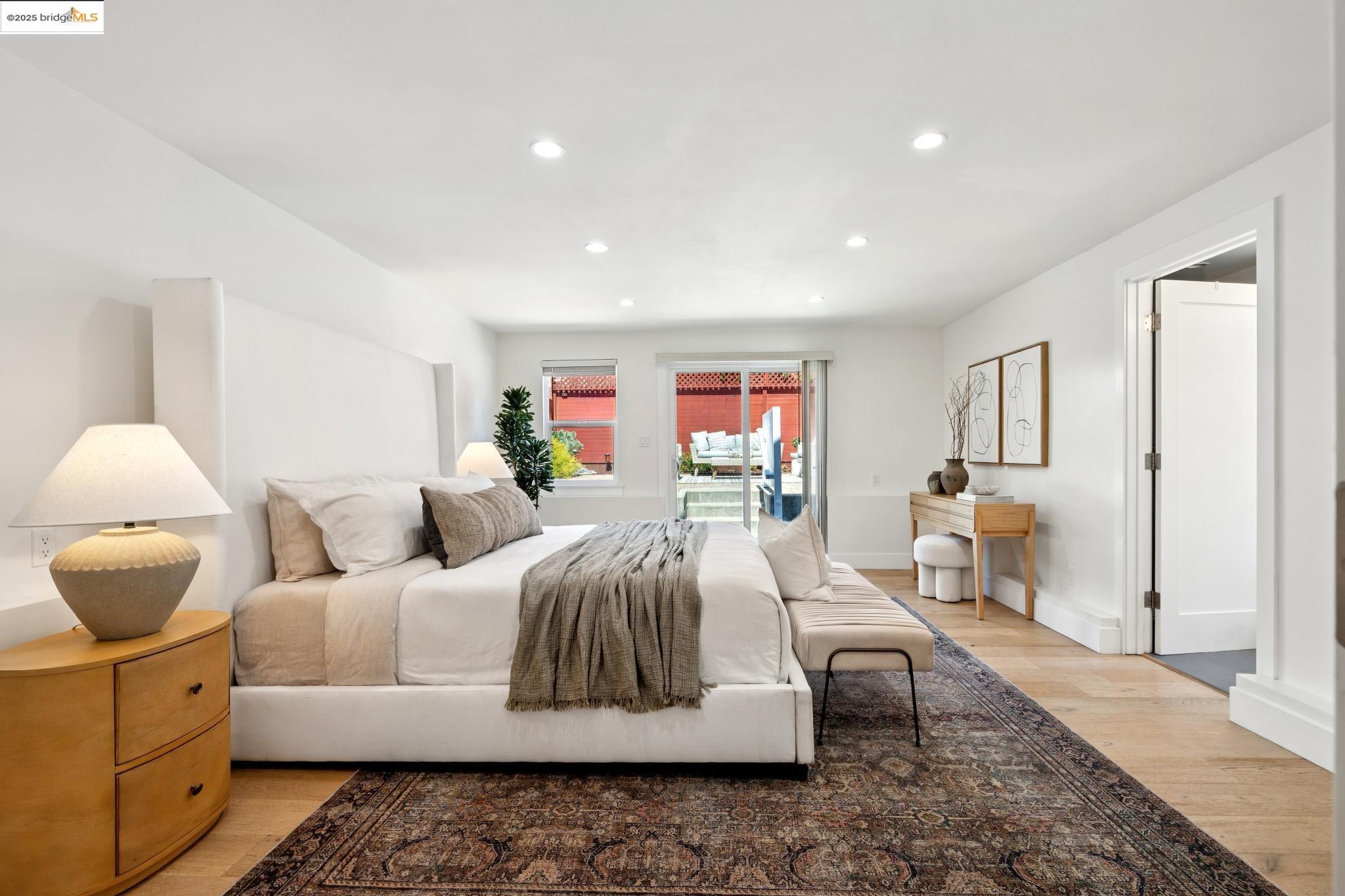 Detail Gallery Image 43 of 60 For 864 Arlington Ave, Oakland,  CA 94608 - 5 Beds | 5 Baths