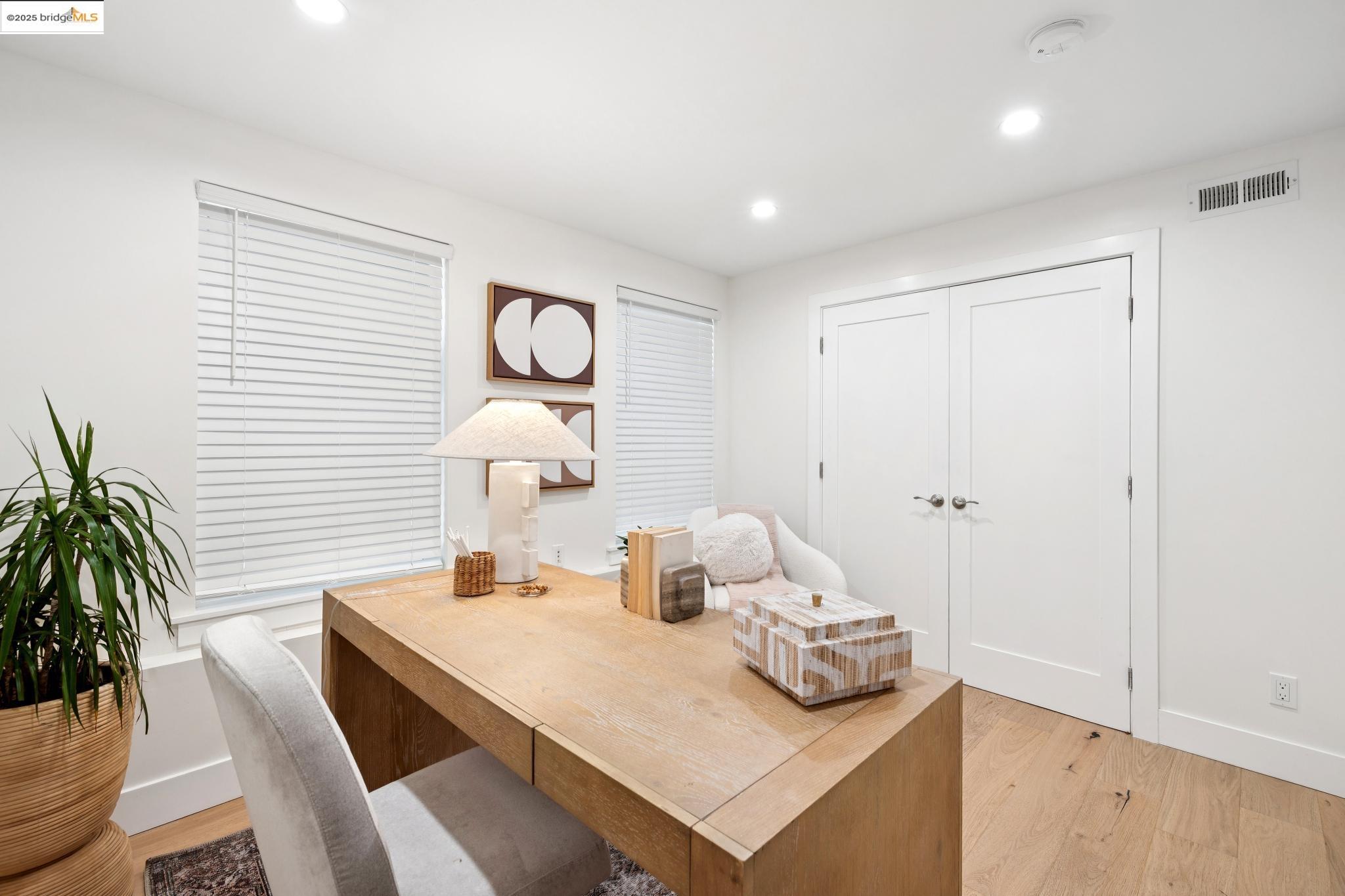 Detail Gallery Image 51 of 60 For 864 Arlington Ave, Oakland,  CA 94608 - 5 Beds | 5 Baths