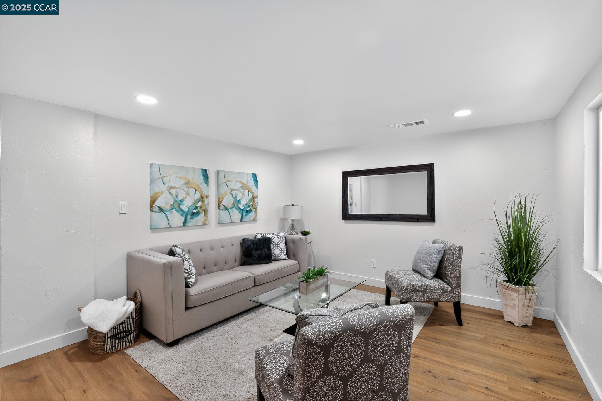 Detail Gallery Image 16 of 25 For 629 S Murdock Avenue, Willows,  CA 95988 - 3 Beds | 1 Baths