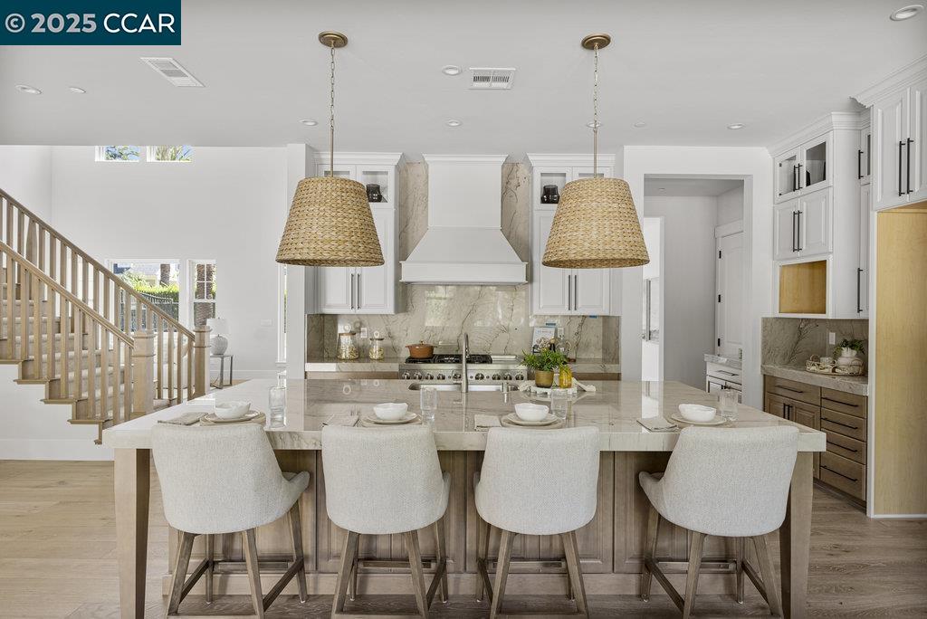 Detail Gallery Image 19 of 59 For 1953 La Cadena, Diablo,  CA 94528 - 6 Beds | 6 Baths