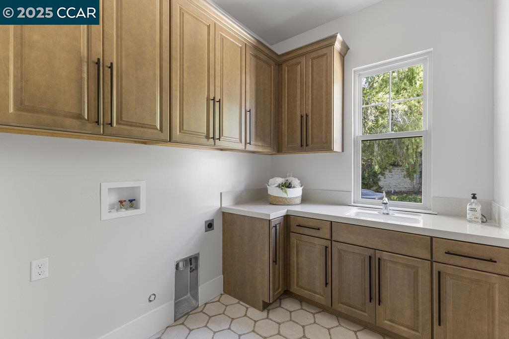 Detail Gallery Image 37 of 59 For 1953 La Cadena, Diablo,  CA 94528 - 6 Beds | 6 Baths