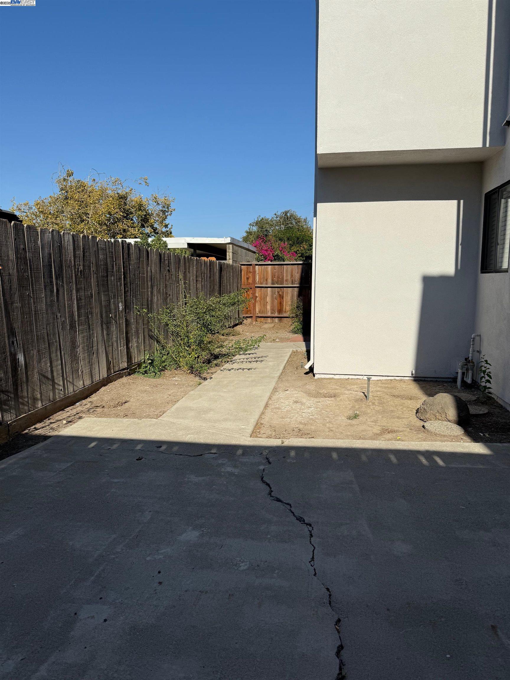 Detail Gallery Image 16 of 16 For 101 Portola Way #2,  Tracy,  CA 95376 - 2 Beds | 2/1 Baths