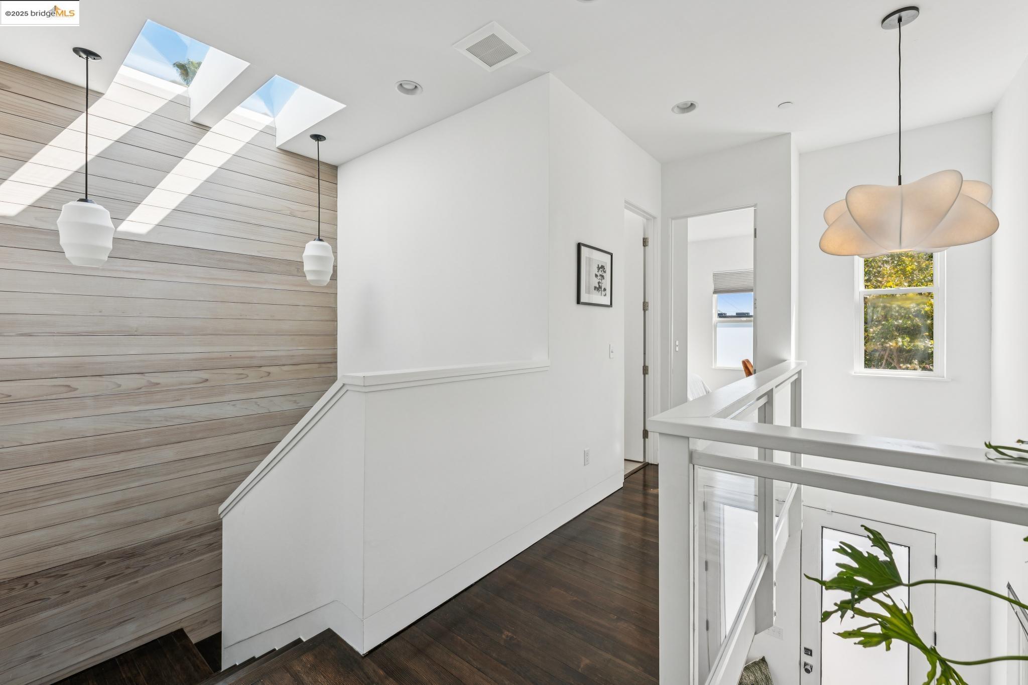 Detail Gallery Image 36 of 57 For 986 43rd Street, Oakland,  CA 94608 - 3 Beds | 2/1 Baths