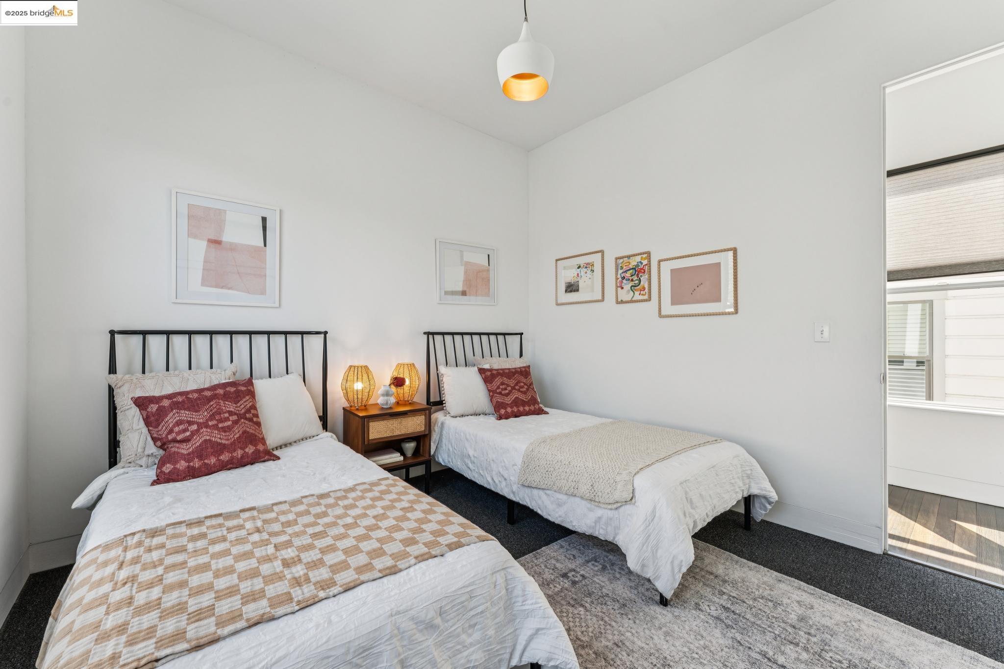 Detail Gallery Image 45 of 57 For 986 43rd Street, Oakland,  CA 94608 - 3 Beds | 2/1 Baths
