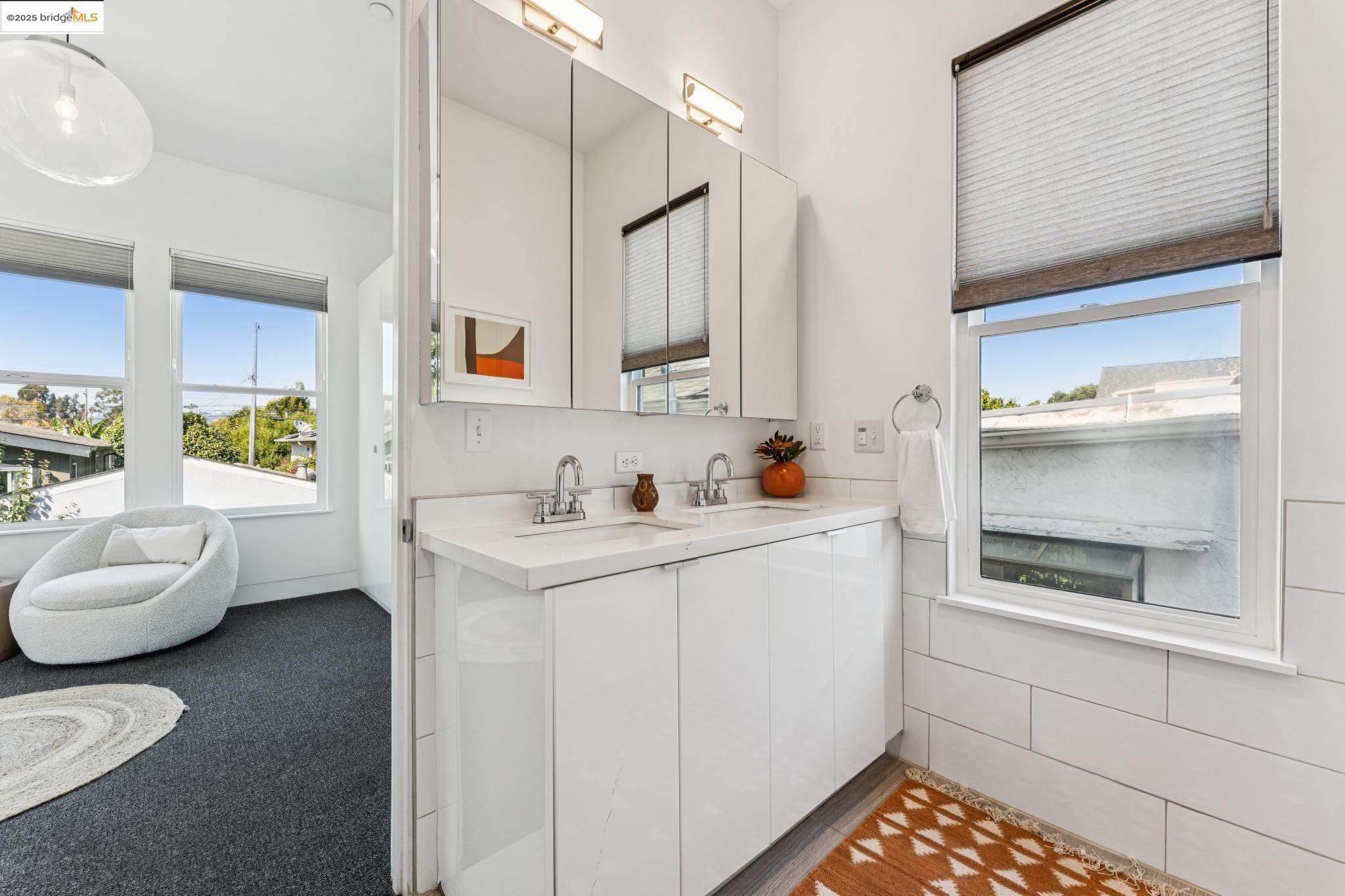 Detail Gallery Image 52 of 57 For 986 43rd Street, Oakland,  CA 94608 - 3 Beds | 2/1 Baths