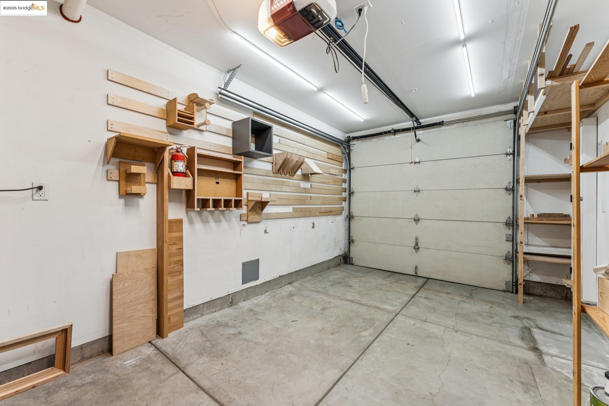 Detail Gallery Image 56 of 57 For 986 43rd Street, Oakland,  CA 94608 - 3 Beds | 2/1 Baths