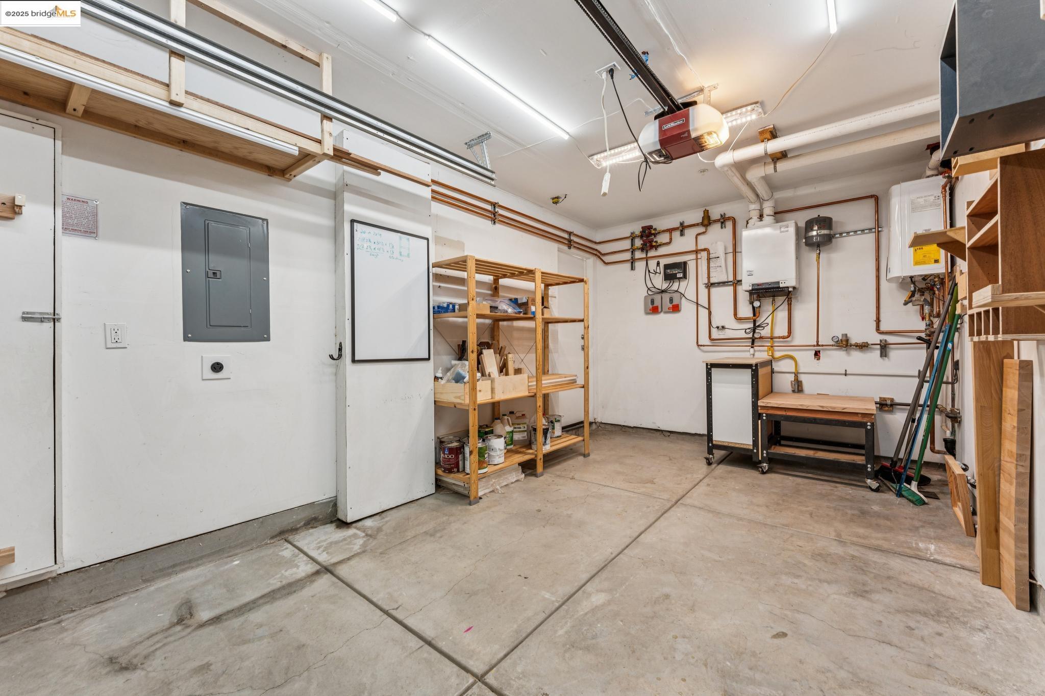 Detail Gallery Image 57 of 57 For 986 43rd Street, Oakland,  CA 94608 - 3 Beds | 2/1 Baths