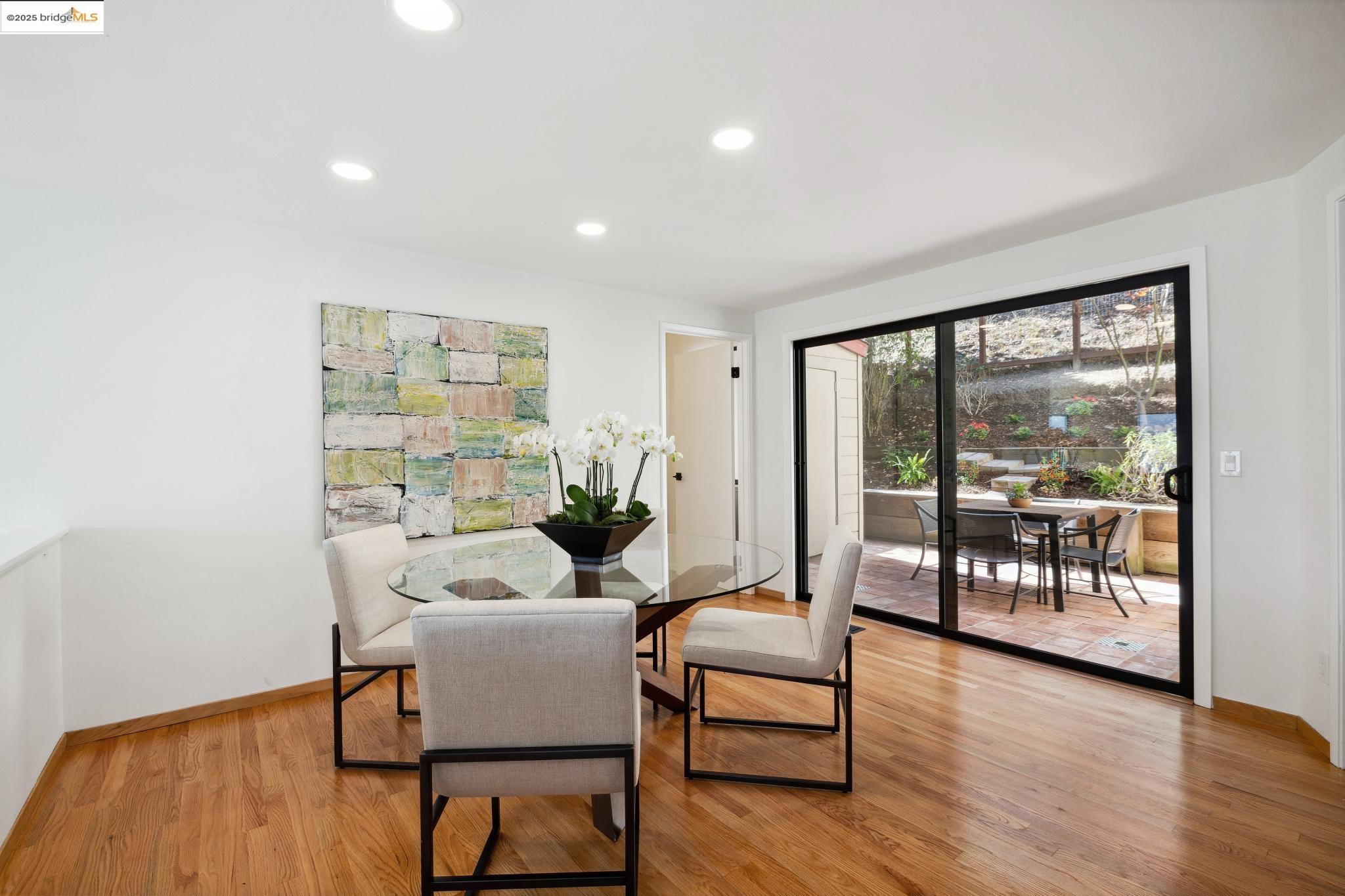 Photo #12: 41109485 Listing: Photo #12