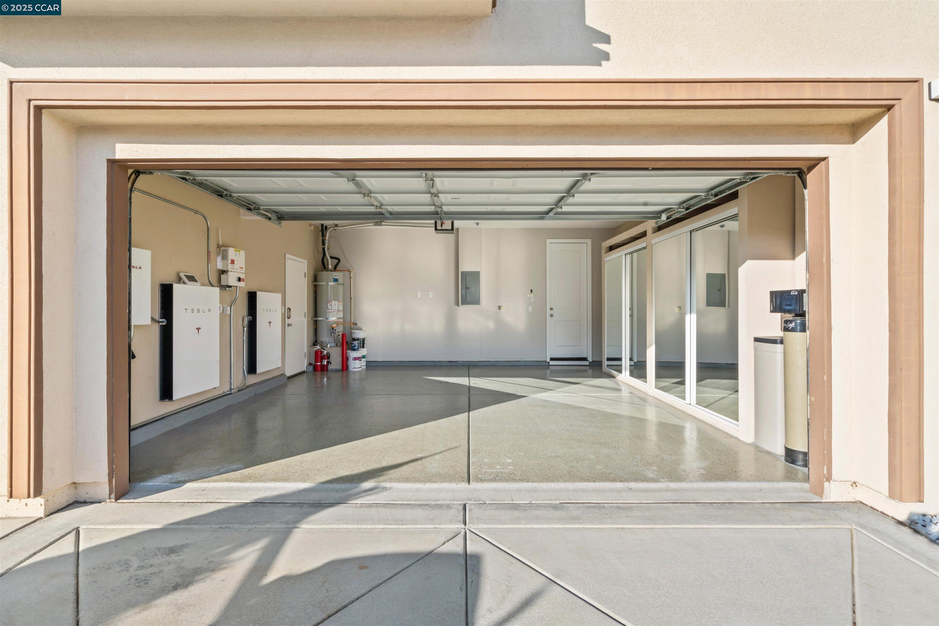 Detail Gallery Image 10 of 60 For 2273 Toscana Dr, Pittsburg,  CA 94565 - 4 Beds | 2/1 Baths