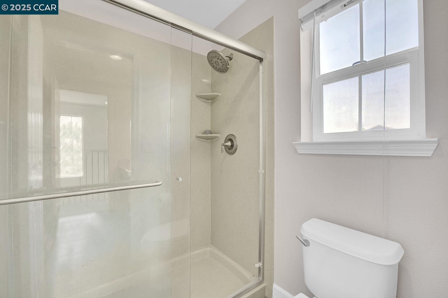 Detail Gallery Image 23 of 34 For 2974 Bella Dr, Concord,  CA 94519 - 3 Beds | 2/1 Baths