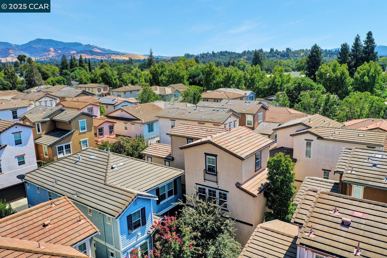 Detail Gallery Image 33 of 34 For 2974 Bella Dr, Concord,  CA 94519 - 3 Beds | 2/1 Baths