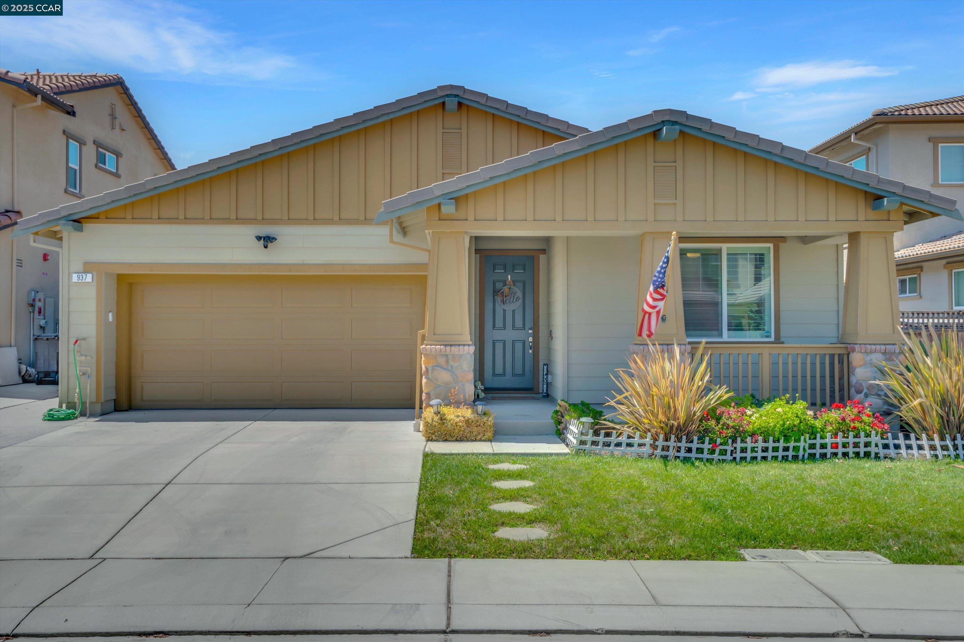 Detail Gallery Image 2 of 39 For 937 Pendleton Ct, Oakley,  CA 94561 - 3 Beds | 2/1 Baths