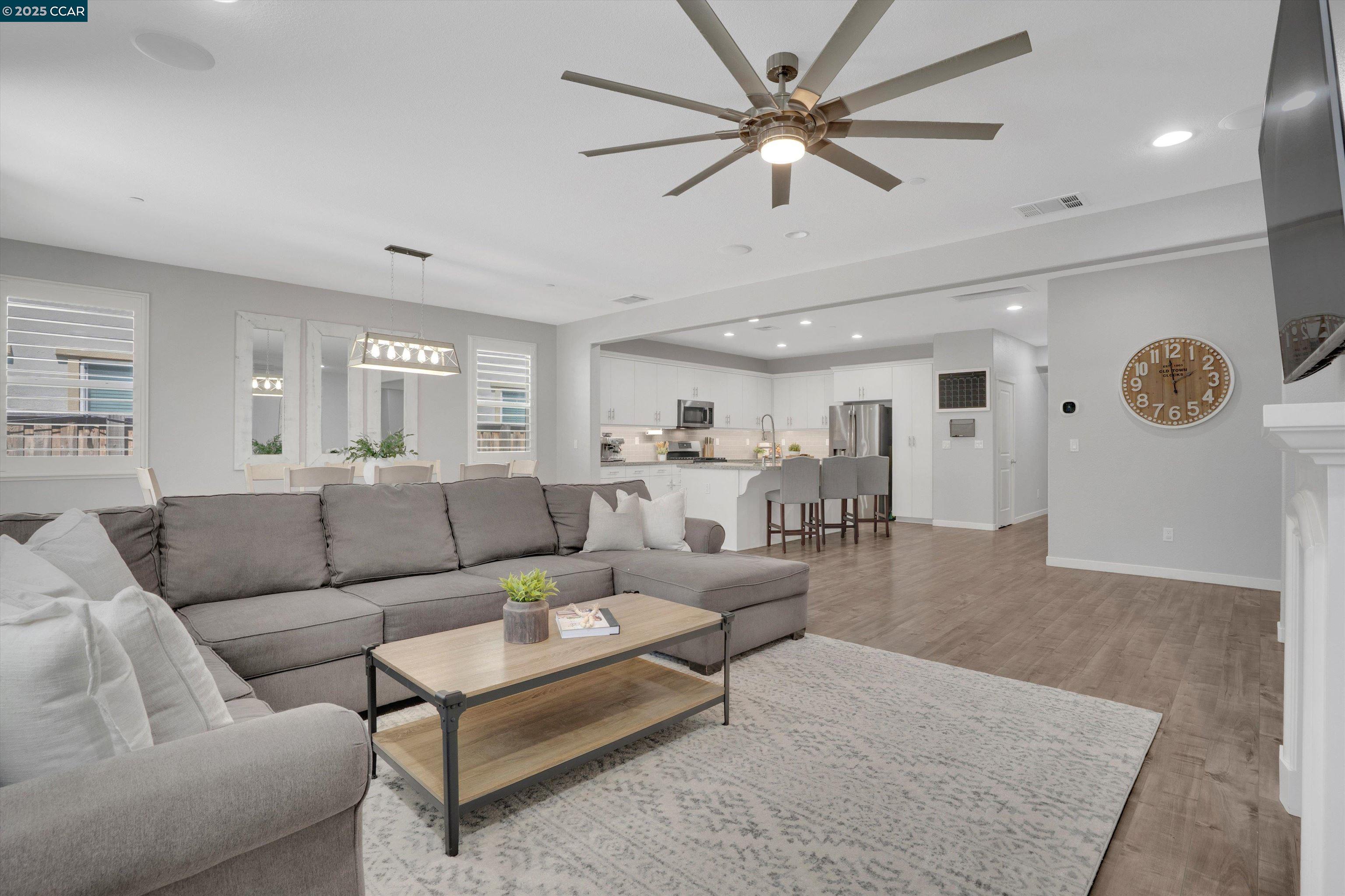 Detail Gallery Image 15 of 39 For 937 Pendleton Ct, Oakley,  CA 94561 - 3 Beds | 2/1 Baths
