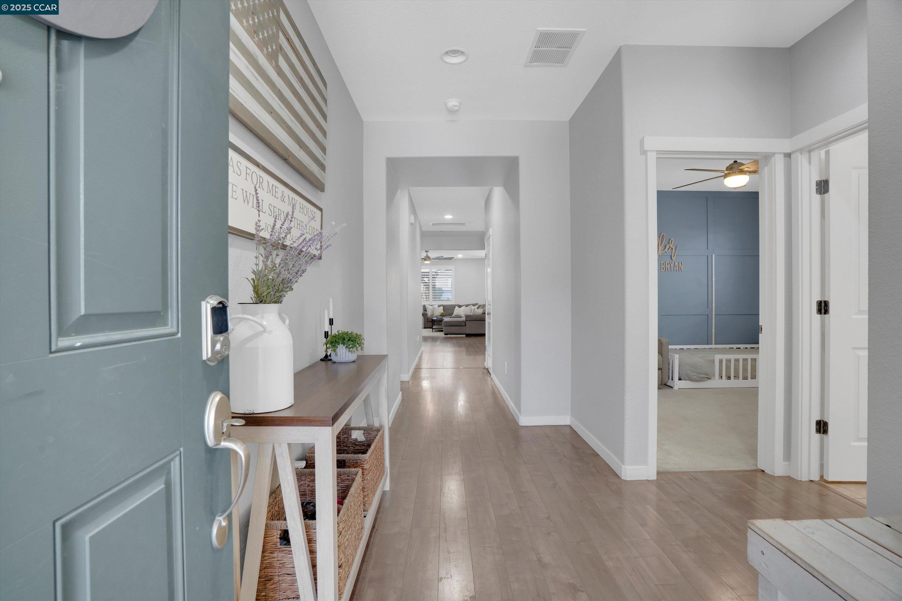 Detail Gallery Image 4 of 39 For 937 Pendleton Ct, Oakley,  CA 94561 - 3 Beds | 2/1 Baths