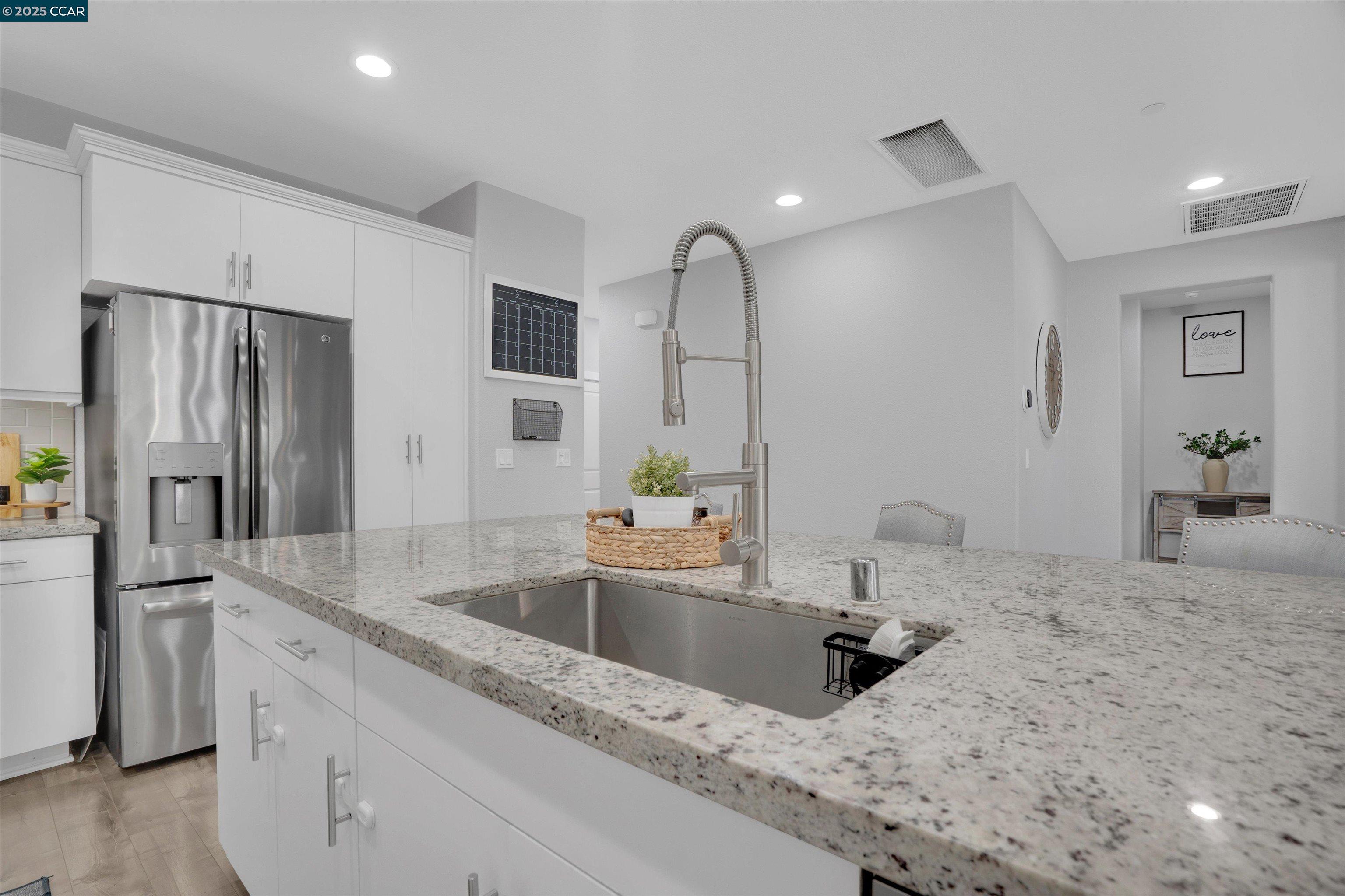 Detail Gallery Image 9 of 39 For 937 Pendleton Ct, Oakley,  CA 94561 - 3 Beds | 2/1 Baths