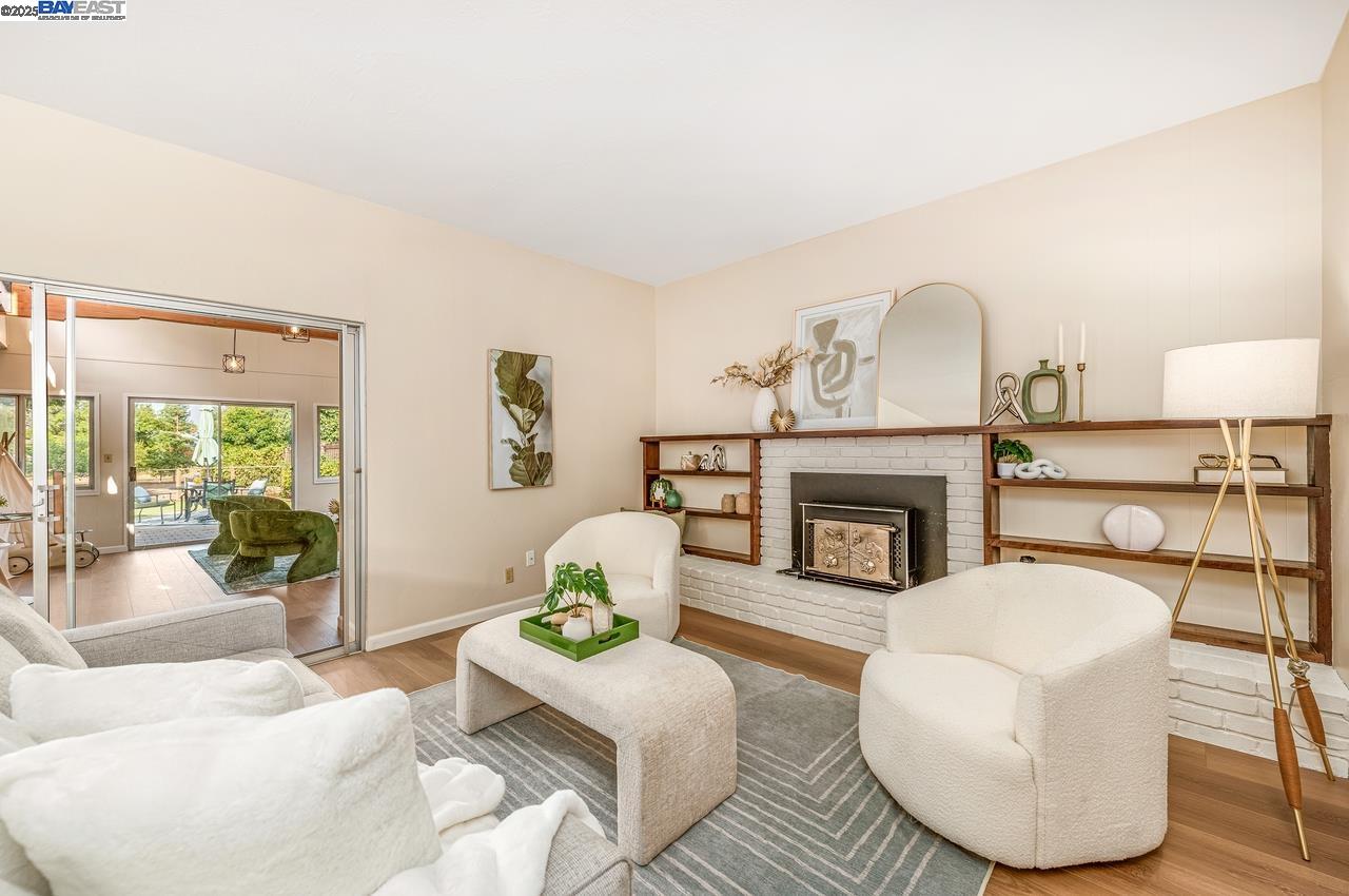 Detail Gallery Image 14 of 32 For 505 Joyce St, Livermore,  CA 94550 - 4 Beds | 2 Baths