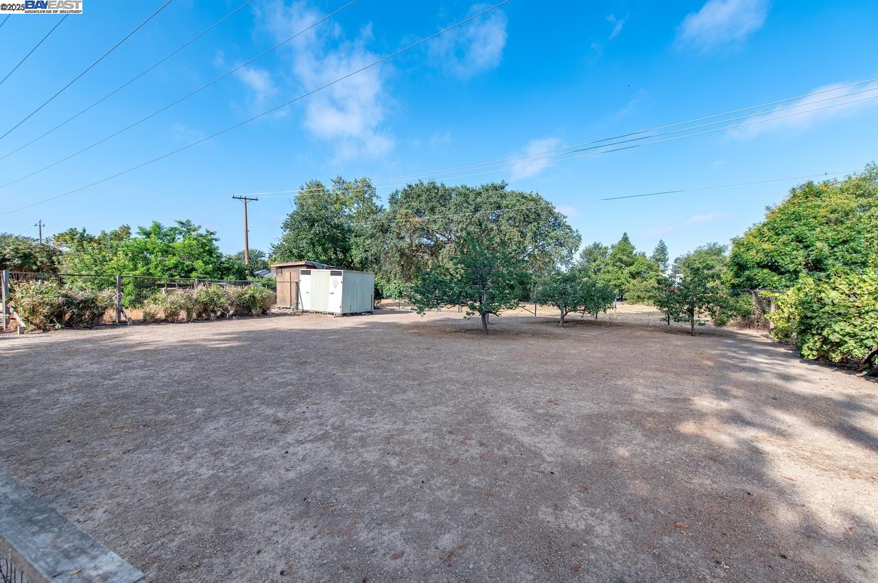 Detail Gallery Image 31 of 32 For 505 Joyce St, Livermore,  CA 94550 - 4 Beds | 2 Baths