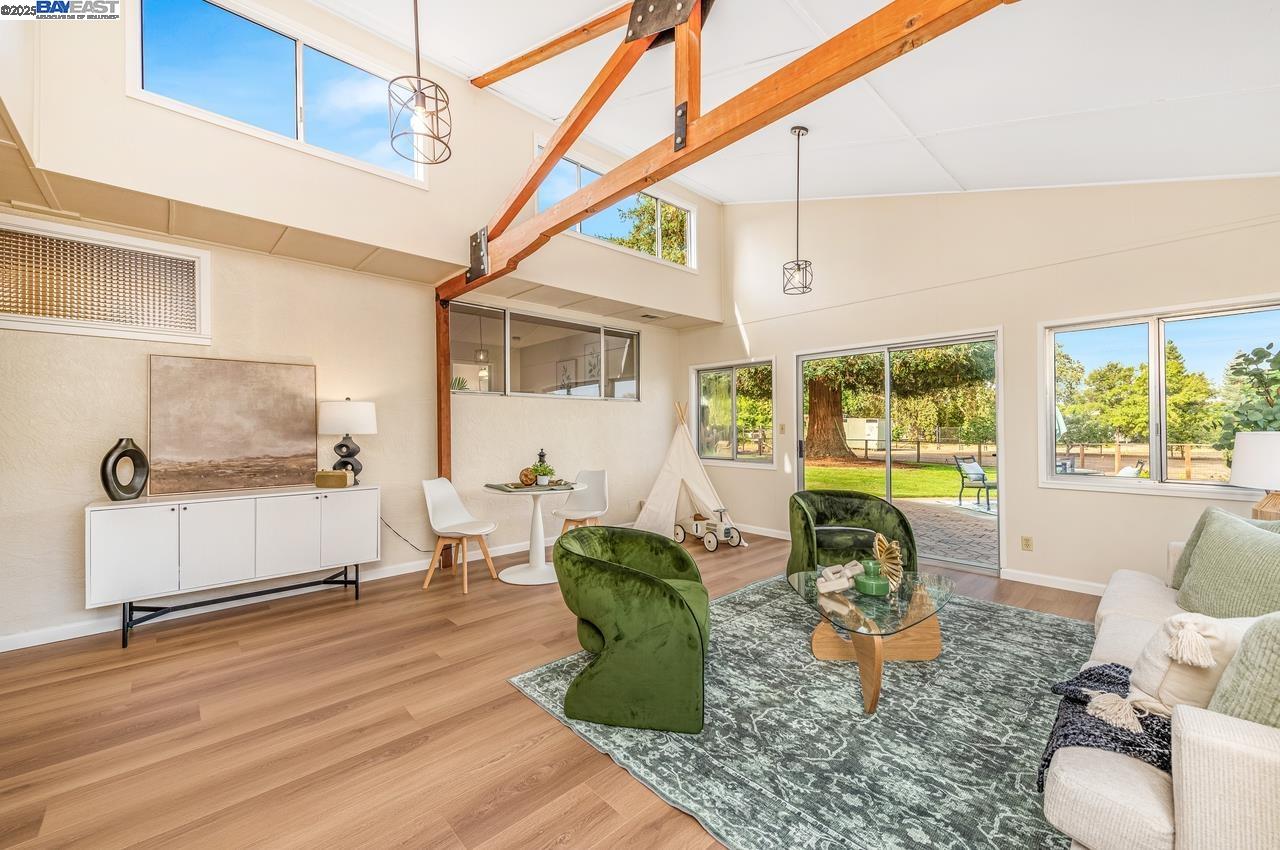 Detail Gallery Image 6 of 32 For 505 Joyce St, Livermore,  CA 94550 - 4 Beds | 2 Baths