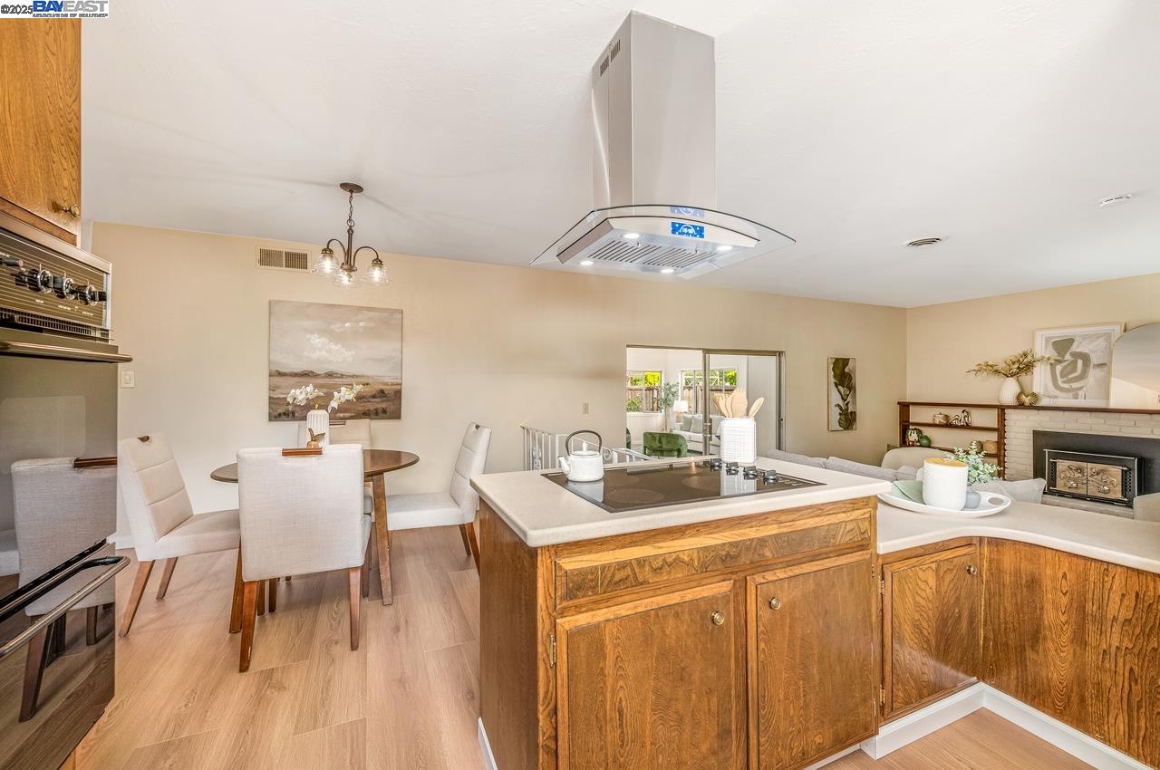 Detail Gallery Image 10 of 32 For 505 Joyce St, Livermore,  CA 94550 - 4 Beds | 2 Baths
