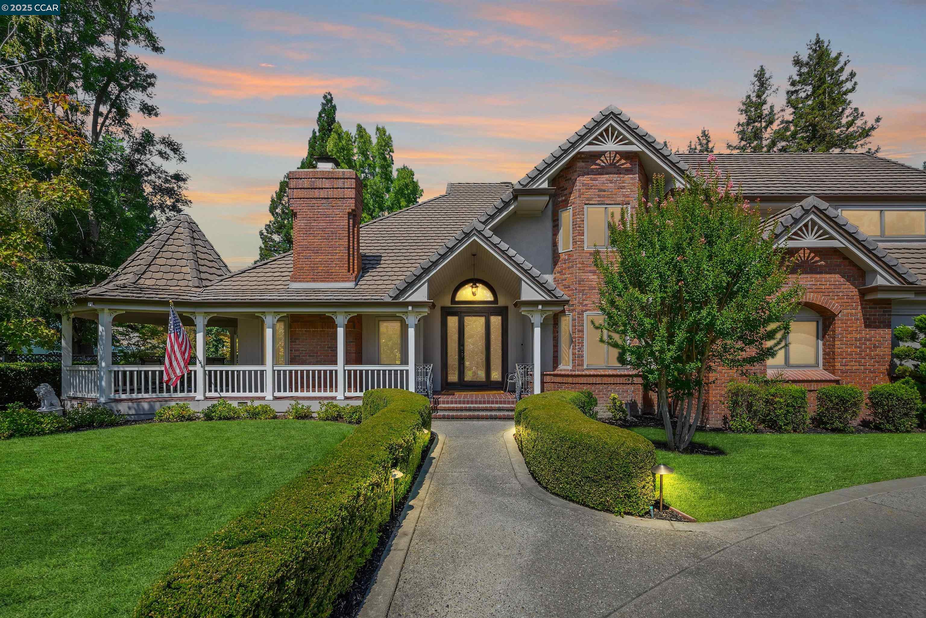Detail Gallery Image 2 of 60 For 4405 Deer Ridge Rd, Danville,  CA 94506 - 5 Beds | 3/1 Baths