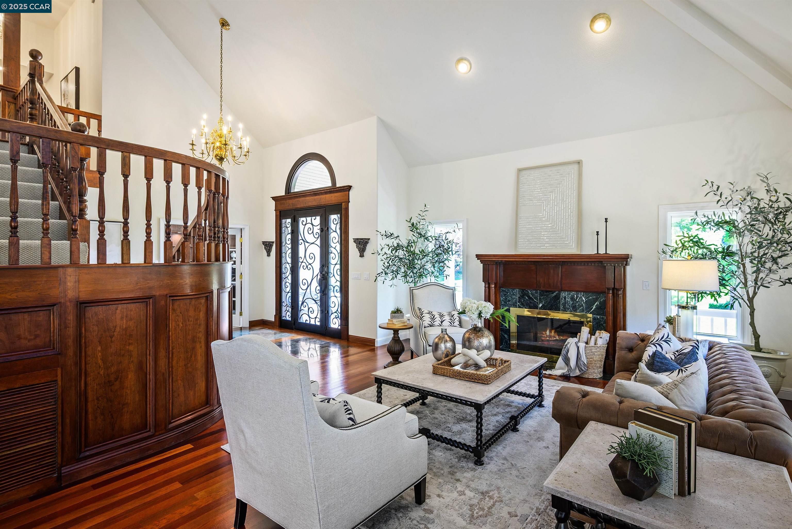 Detail Gallery Image 14 of 60 For 4405 Deer Ridge Rd, Danville,  CA 94506 - 5 Beds | 3/1 Baths