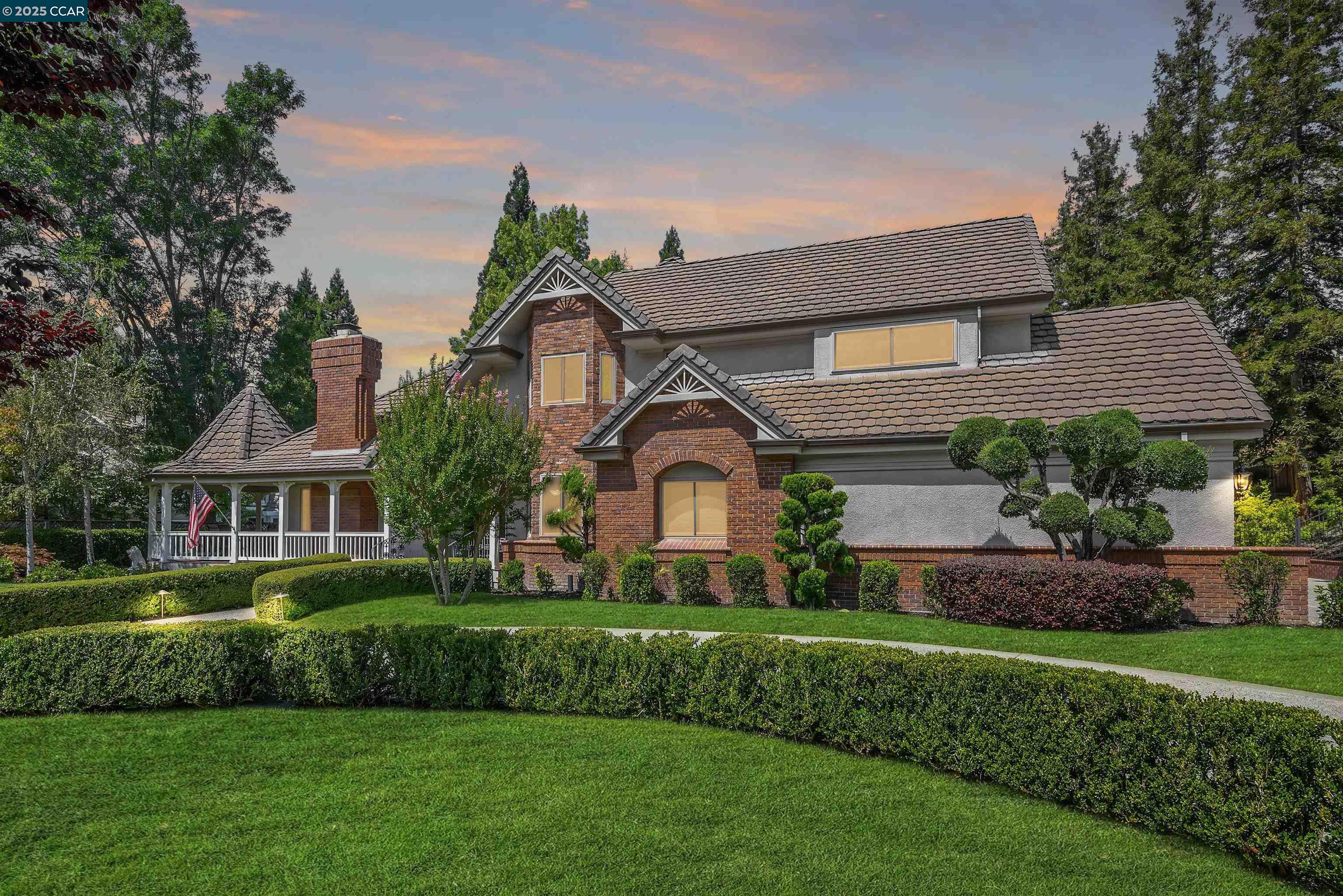 Detail Gallery Image 4 of 60 For 4405 Deer Ridge Rd, Danville,  CA 94506 - 5 Beds | 3/1 Baths