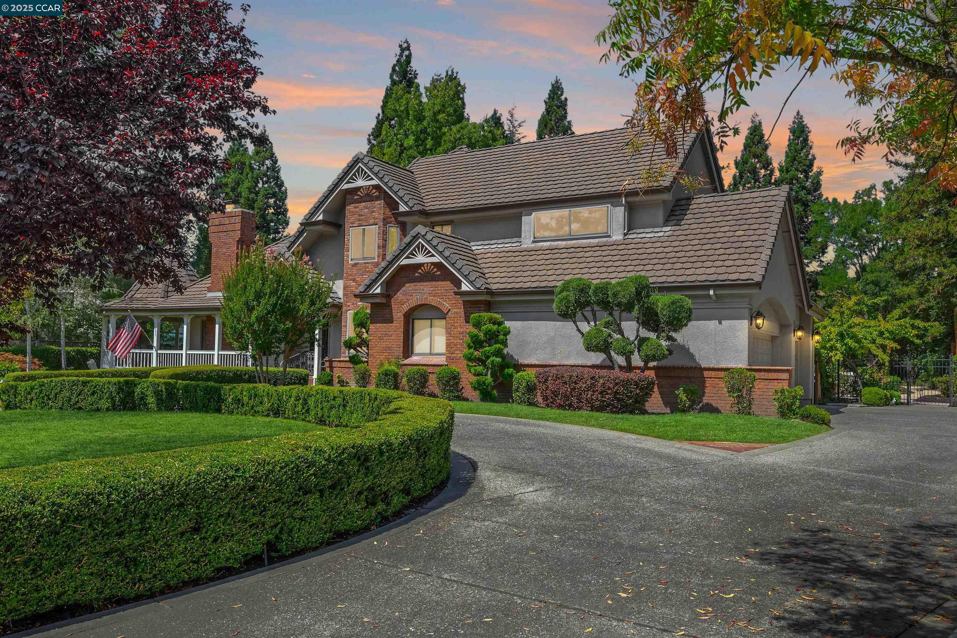 Detail Gallery Image 5 of 60 For 4405 Deer Ridge Rd, Danville,  CA 94506 - 5 Beds | 3/1 Baths