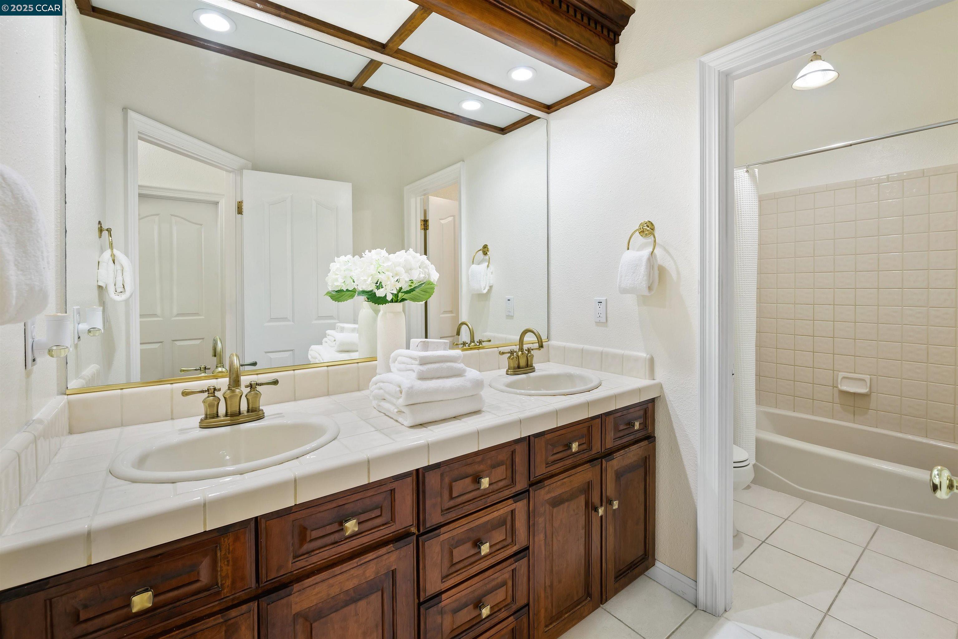 Detail Gallery Image 48 of 60 For 4405 Deer Ridge Rd, Danville,  CA 94506 - 5 Beds | 3/1 Baths