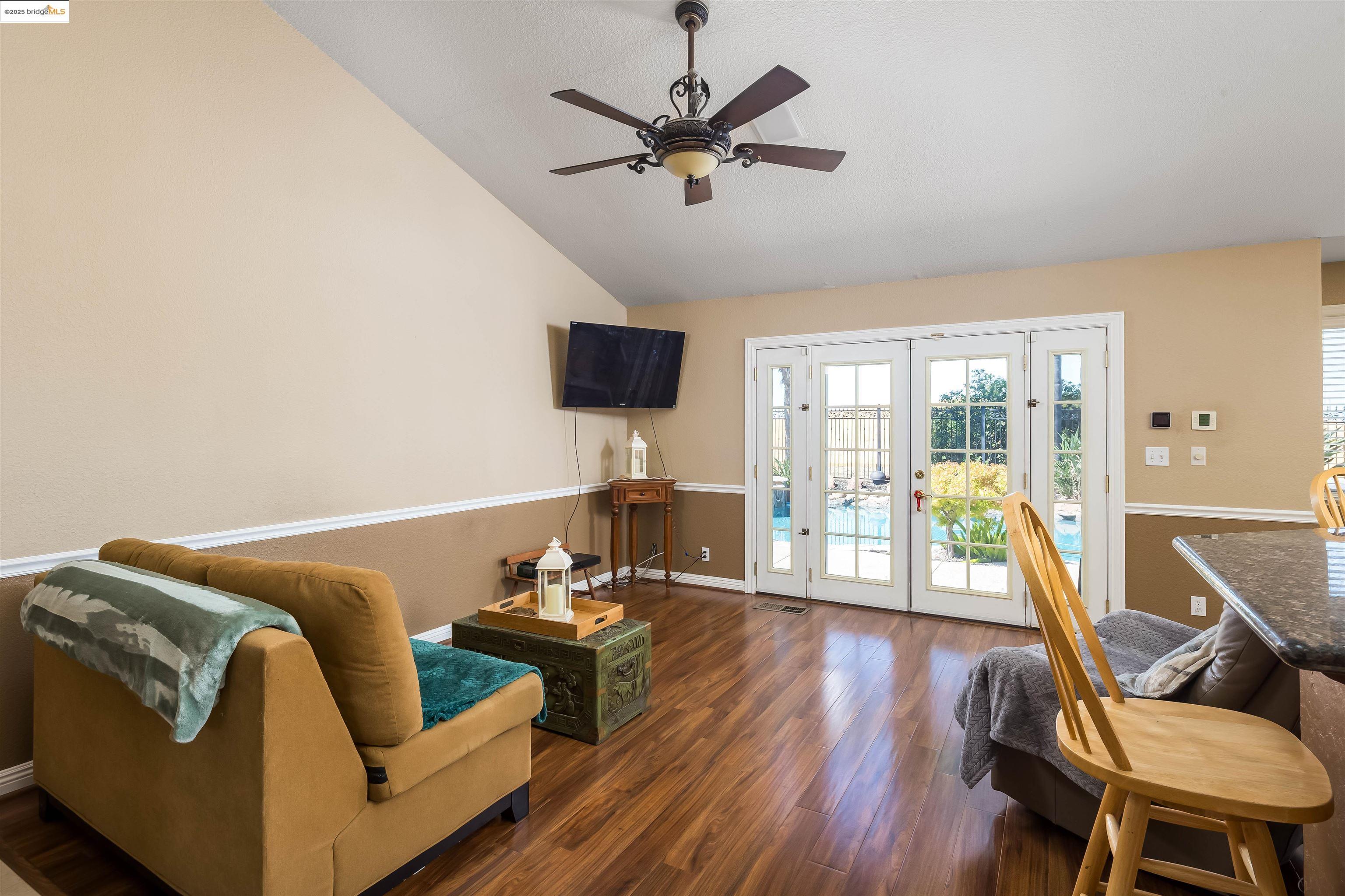 Detail Gallery Image 14 of 25 For 3916 Folsom Dr, Antioch,  CA 94531 - 3 Beds | 2 Baths