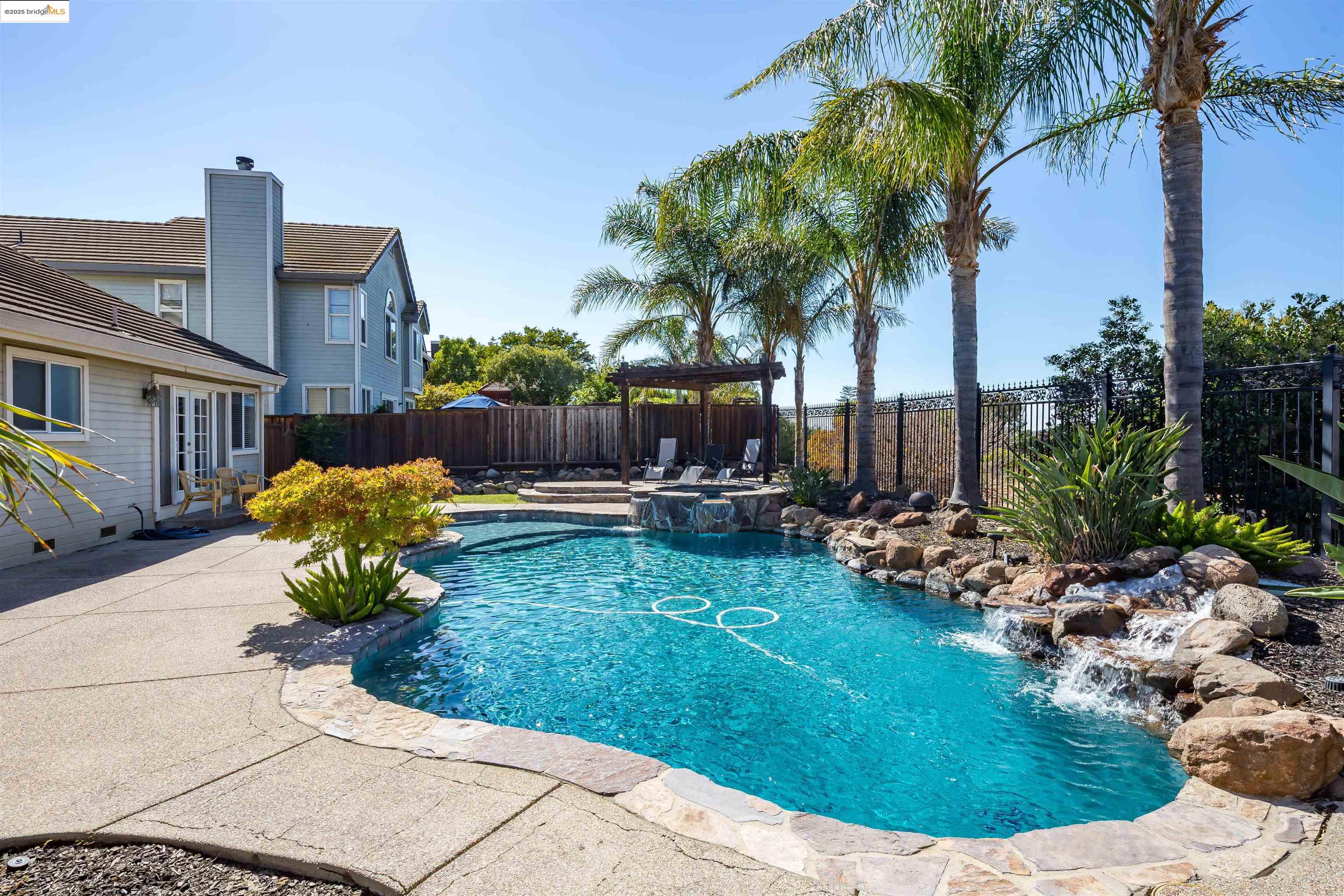 Detail Gallery Image 18 of 25 For 3916 Folsom Dr, Antioch,  CA 94531 - 3 Beds | 2 Baths