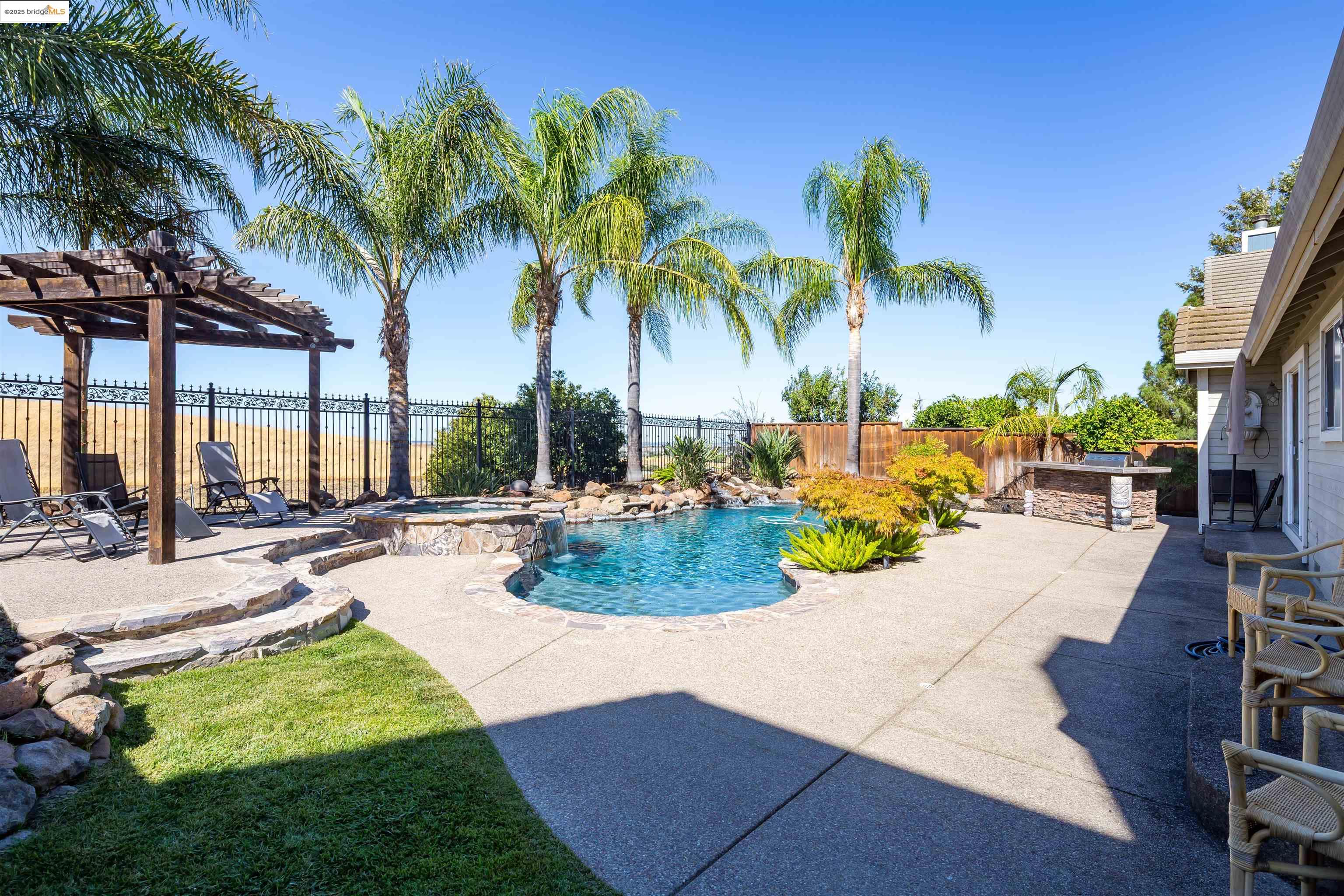 Detail Gallery Image 21 of 25 For 3916 Folsom Dr, Antioch,  CA 94531 - 3 Beds | 2 Baths
