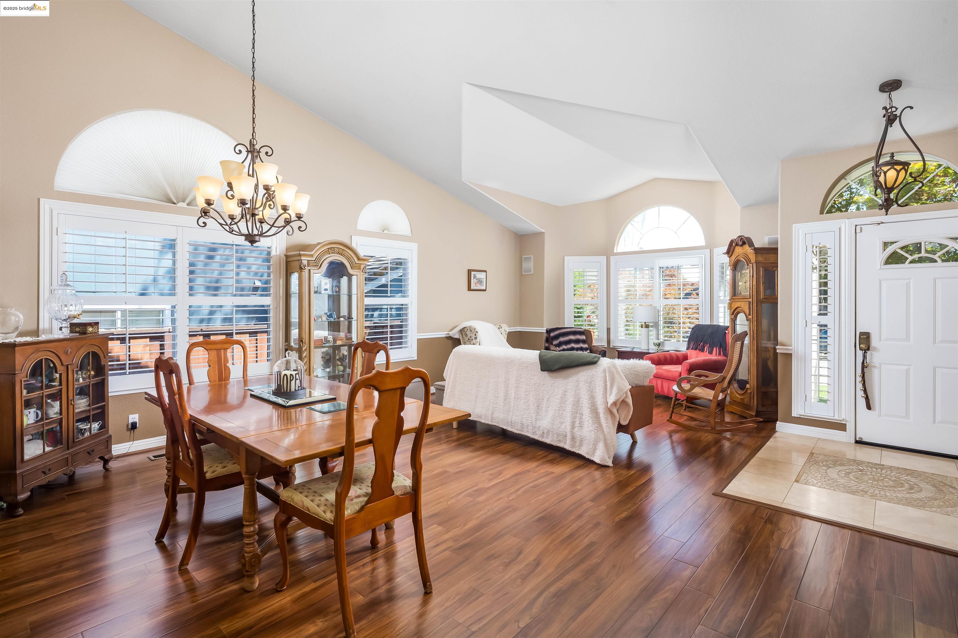 Detail Gallery Image 6 of 25 For 3916 Folsom Dr, Antioch,  CA 94531 - 3 Beds | 2 Baths
