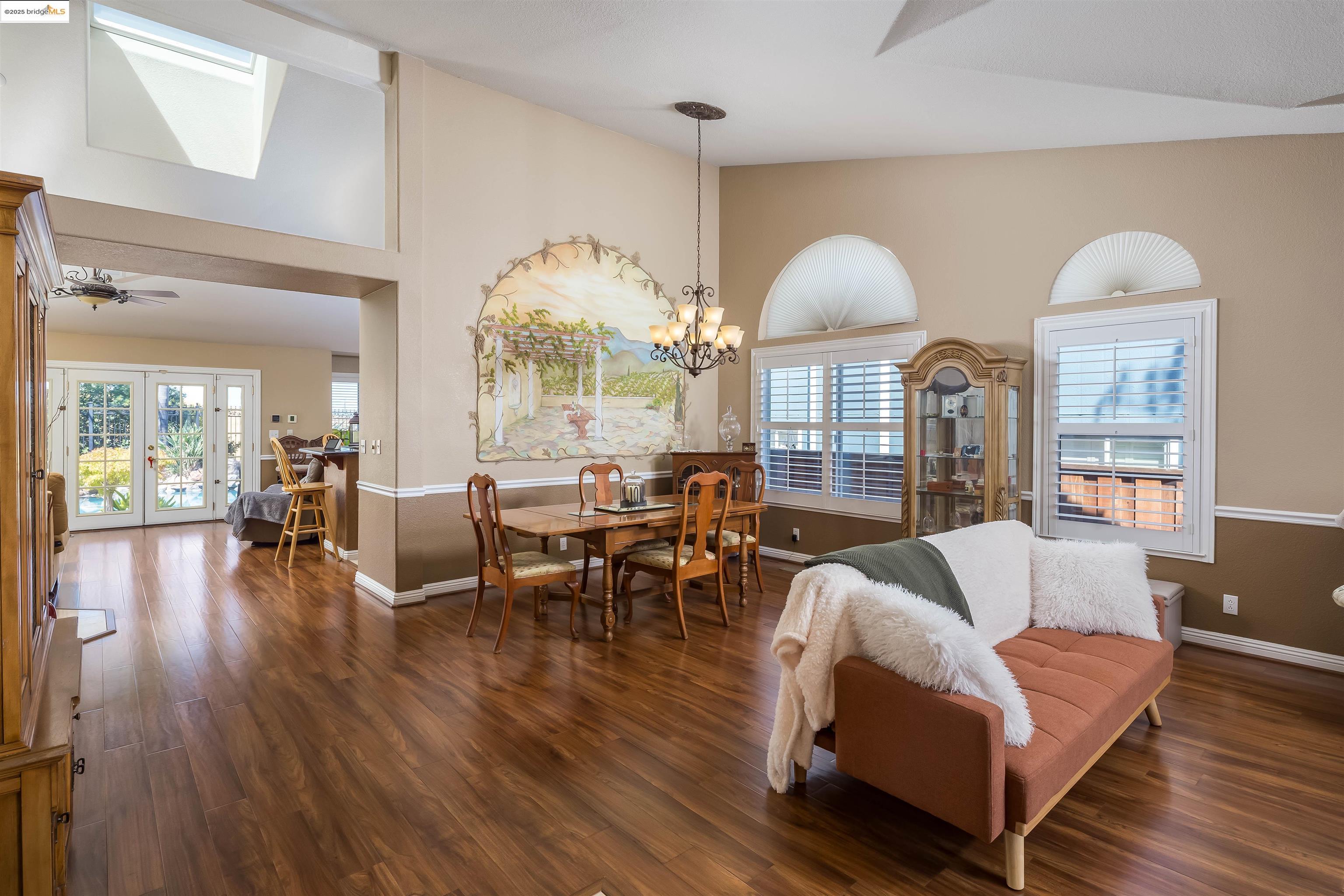 Detail Gallery Image 8 of 25 For 3916 Folsom Dr, Antioch,  CA 94531 - 3 Beds | 2 Baths