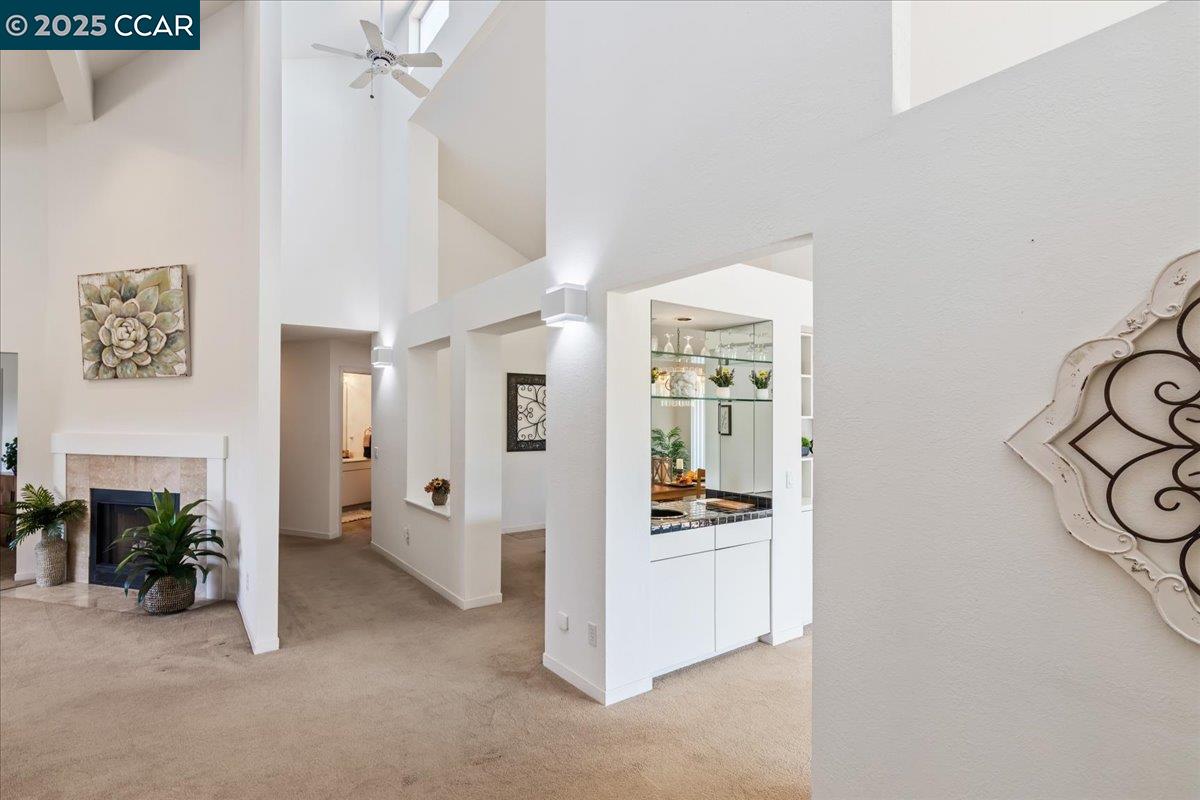 Detail Gallery Image 11 of 53 For 2323 Grosvenor Heights Ct #C, Livermore,  CA 94550 - 3 Beds | 2/1 Baths