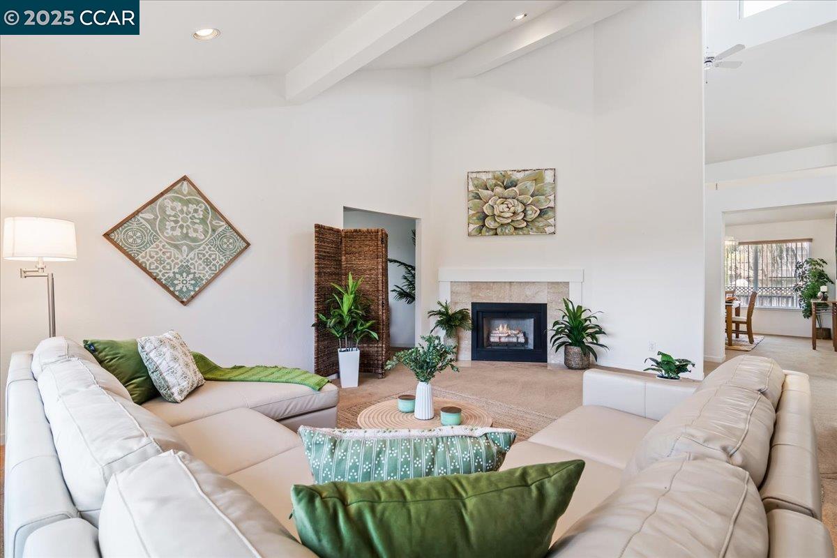 Detail Gallery Image 20 of 53 For 2323 Grosvenor Heights Ct #C, Livermore,  CA 94550 - 3 Beds | 2/1 Baths