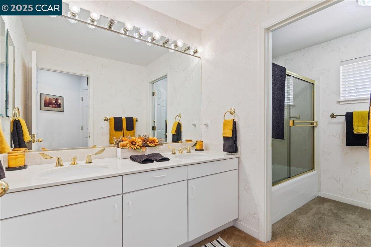 Detail Gallery Image 34 of 53 For 2323 Grosvenor Heights Ct #C, Livermore,  CA 94550 - 3 Beds | 2/1 Baths