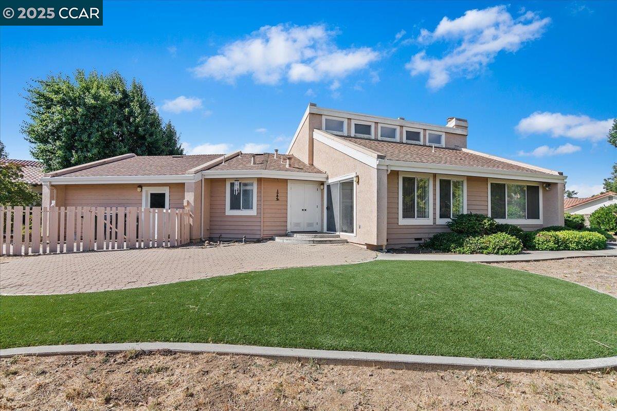 Detail Gallery Image 38 of 53 For 2323 Grosvenor Heights Ct #C, Livermore,  CA 94550 - 3 Beds | 2/1 Baths