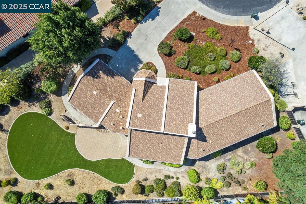 Detail Gallery Image 48 of 53 For 2323 Grosvenor Heights Ct #C, Livermore,  CA 94550 - 3 Beds | 2/1 Baths