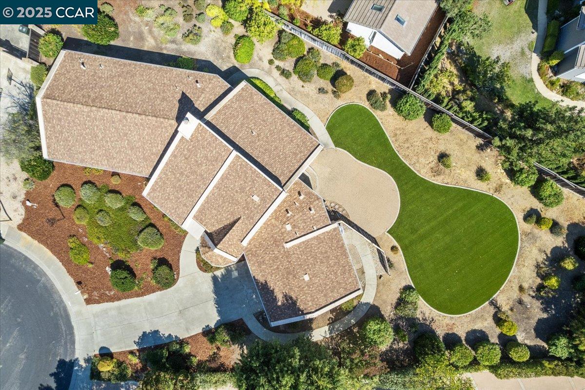 Detail Gallery Image 49 of 53 For 2323 Grosvenor Heights Ct #C, Livermore,  CA 94550 - 3 Beds | 2/1 Baths