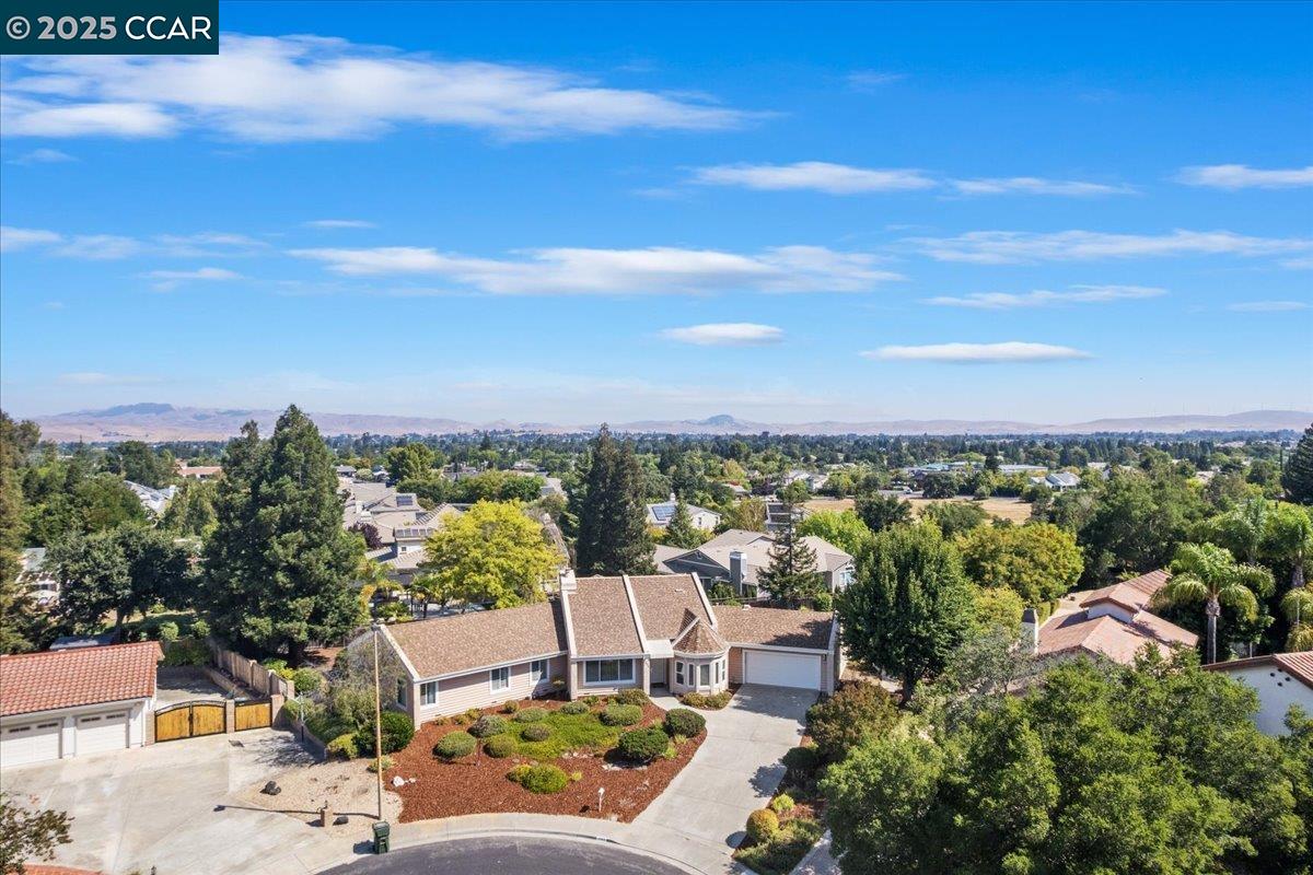 Detail Gallery Image 53 of 53 For 2323 Grosvenor Heights Ct #C, Livermore,  CA 94550 - 3 Beds | 2/1 Baths