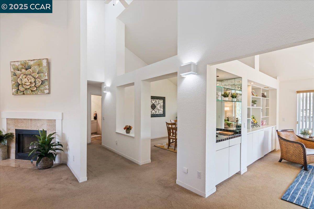 Detail Gallery Image 10 of 53 For 2323 Grosvenor Heights Ct #C, Livermore,  CA 94550 - 3 Beds | 2/1 Baths