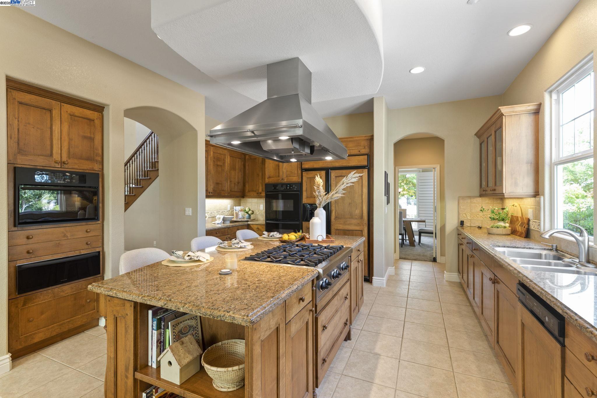 Detail Gallery Image 15 of 58 For 3168 Bay Meadows Ct, Livermore,  CA 94550 - 4 Beds | 5 Baths